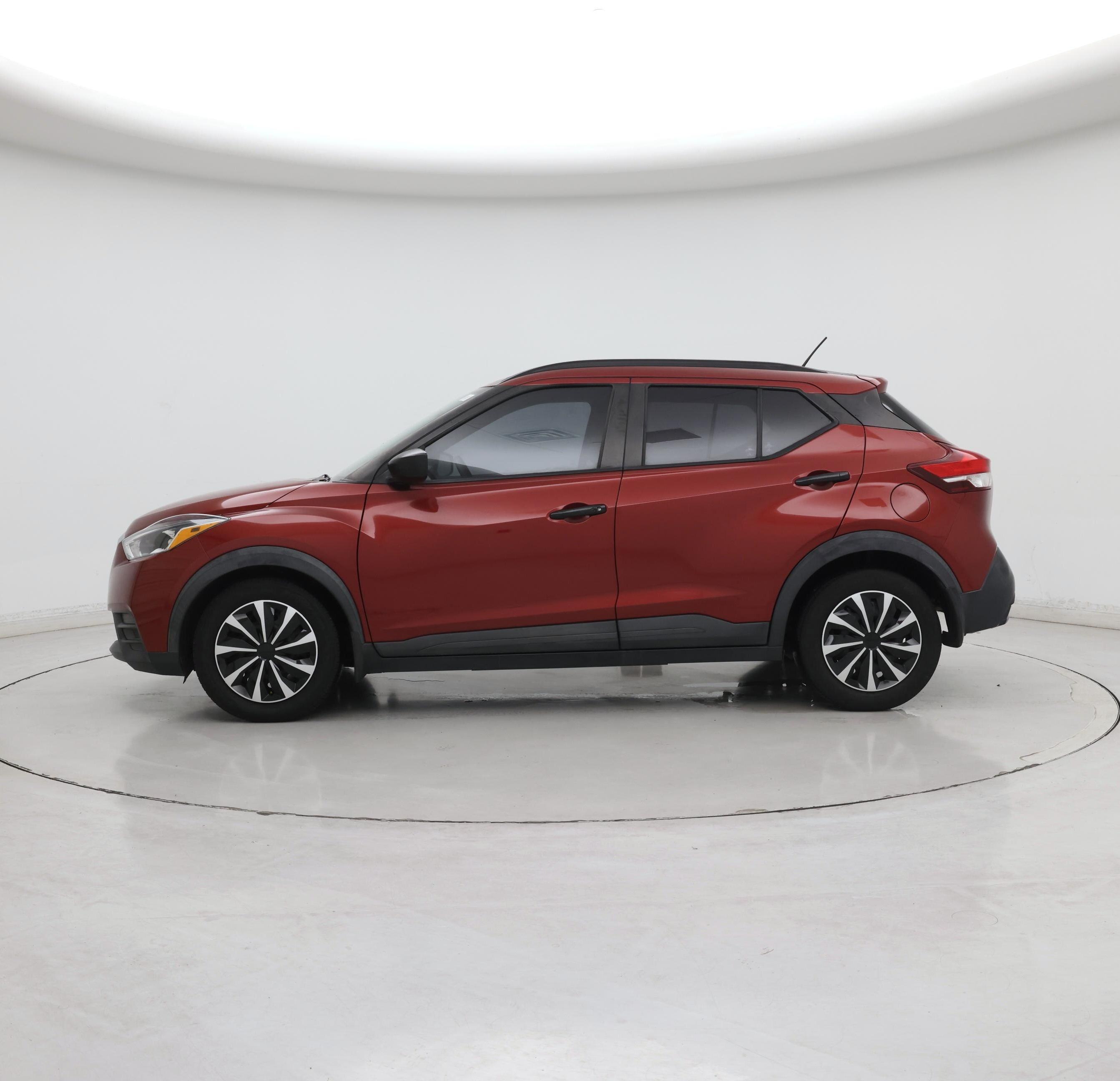 Thumbnail: 2019 Nissan Kicks - 3