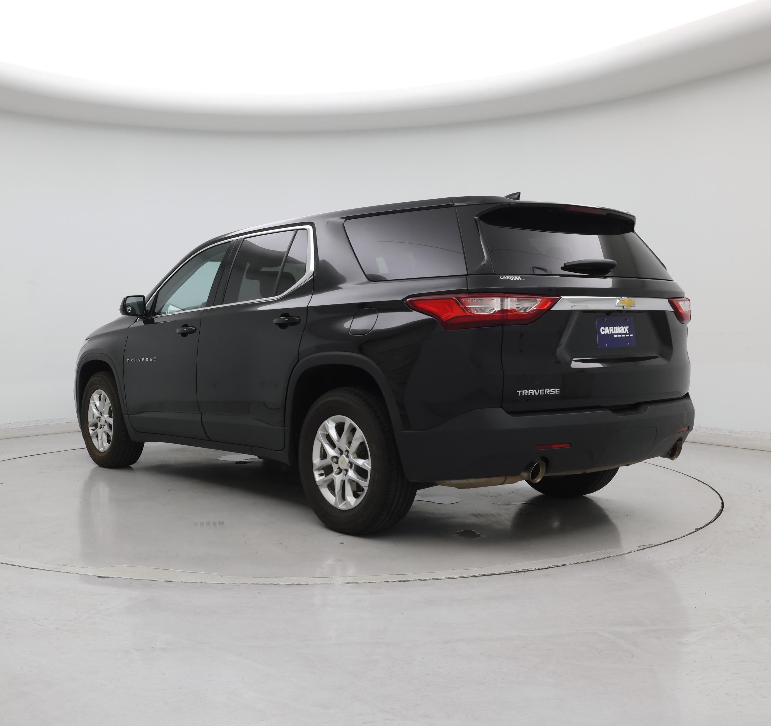 Thumbnail: 2019 Chevrolet Traverse - 2