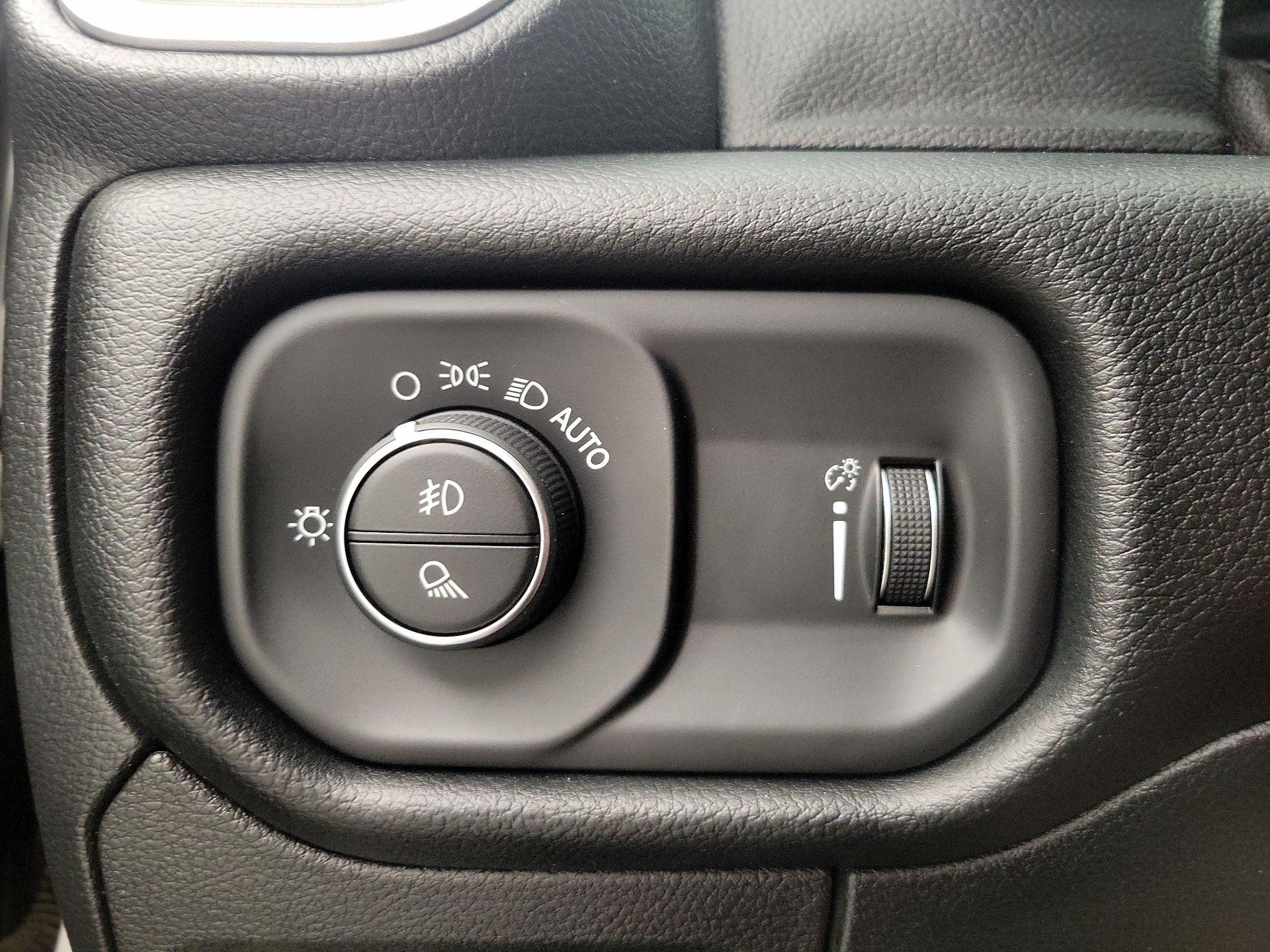 Thumbnail: 2021 RAM 1500 - 13