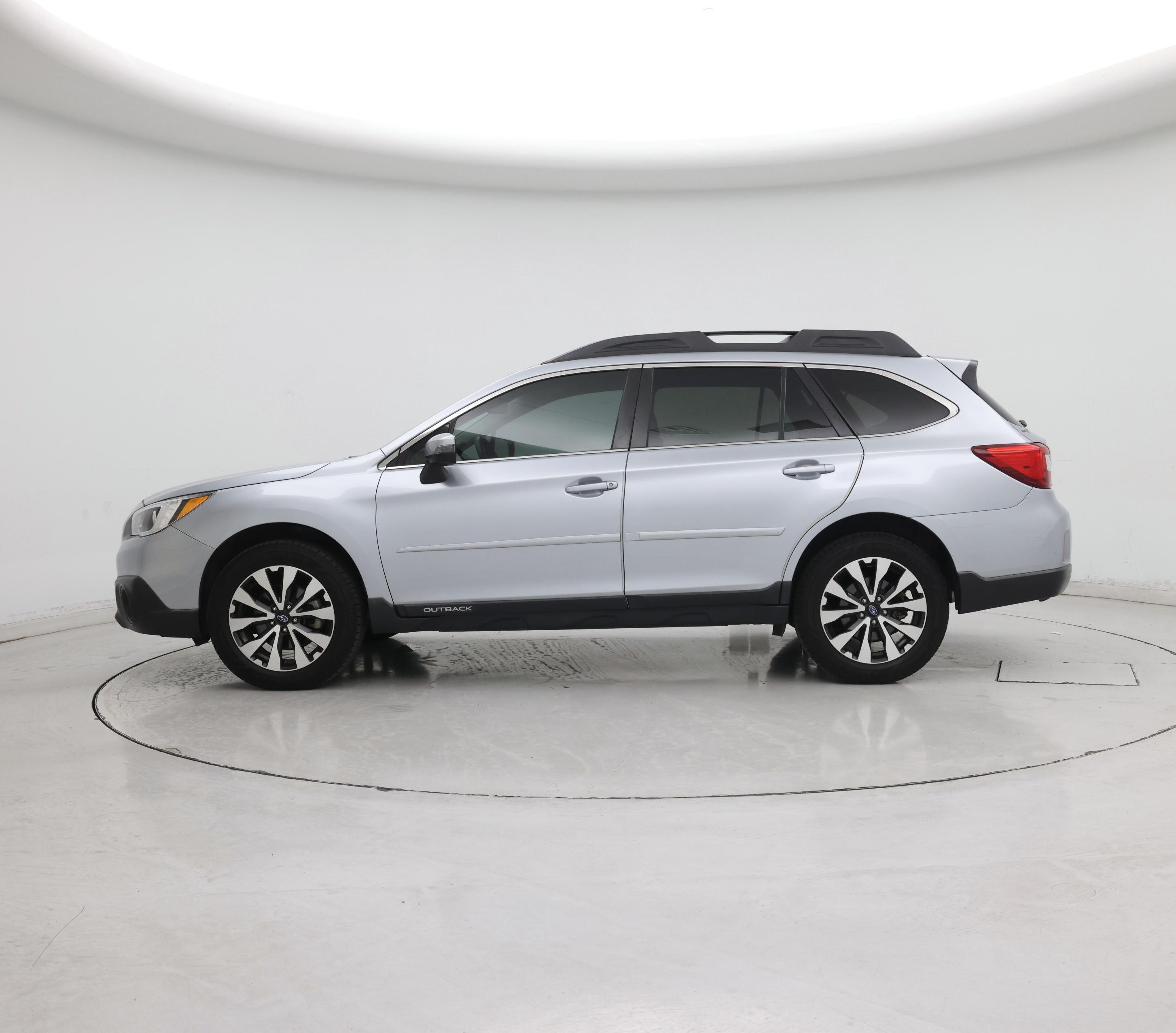 Thumbnail: 2017 Subaru Outback - 3
