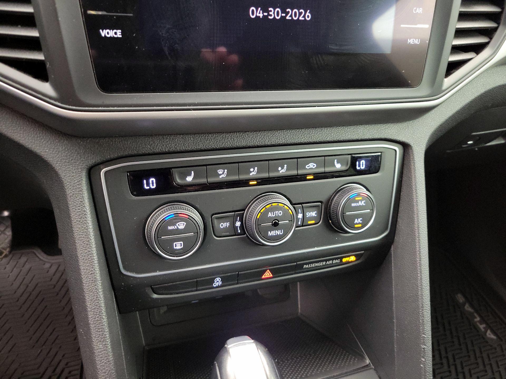 Thumbnail: 2021 Volkswagen Atlas - 16