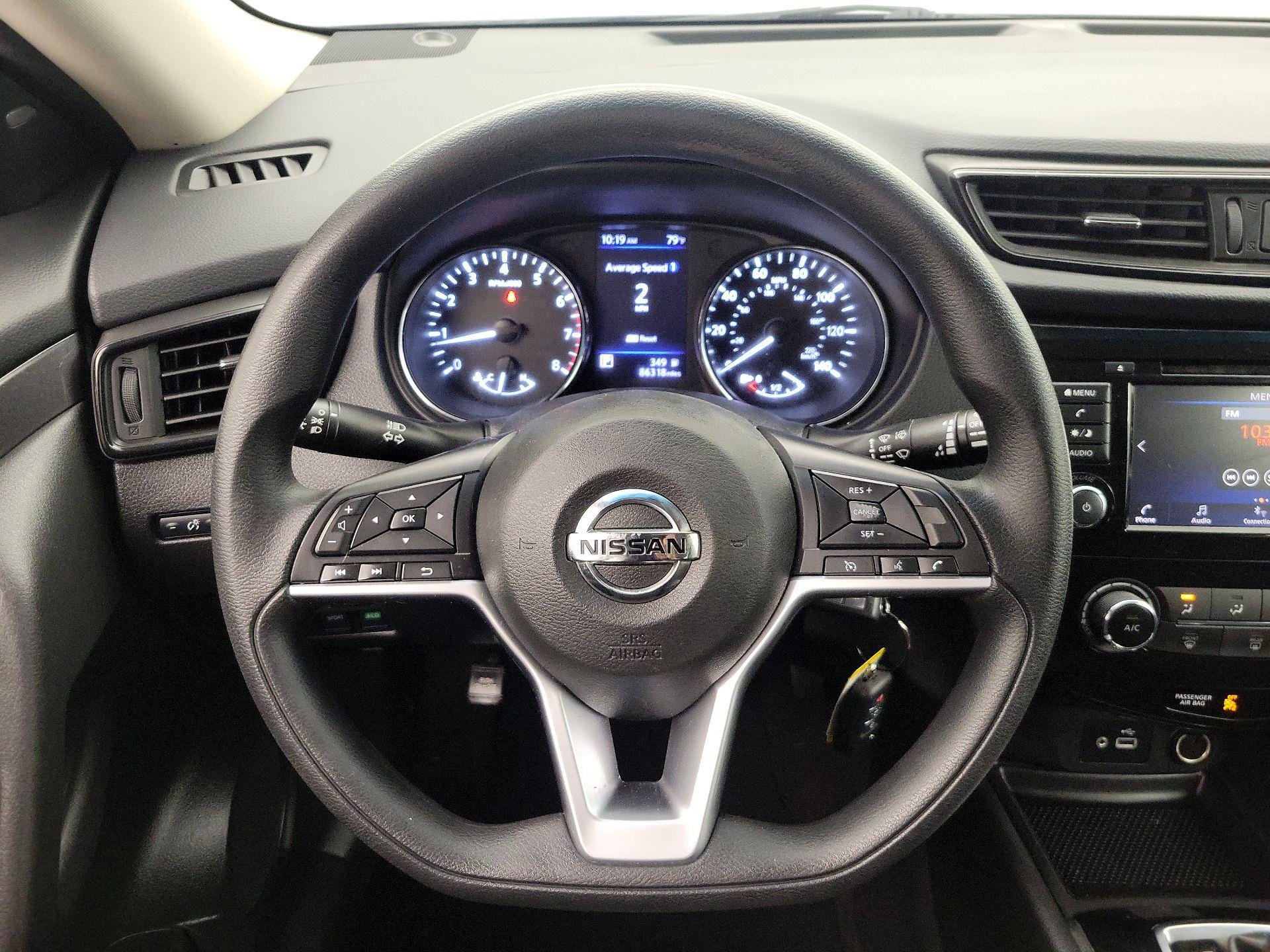 Thumbnail: 2018 Nissan Rogue - 10