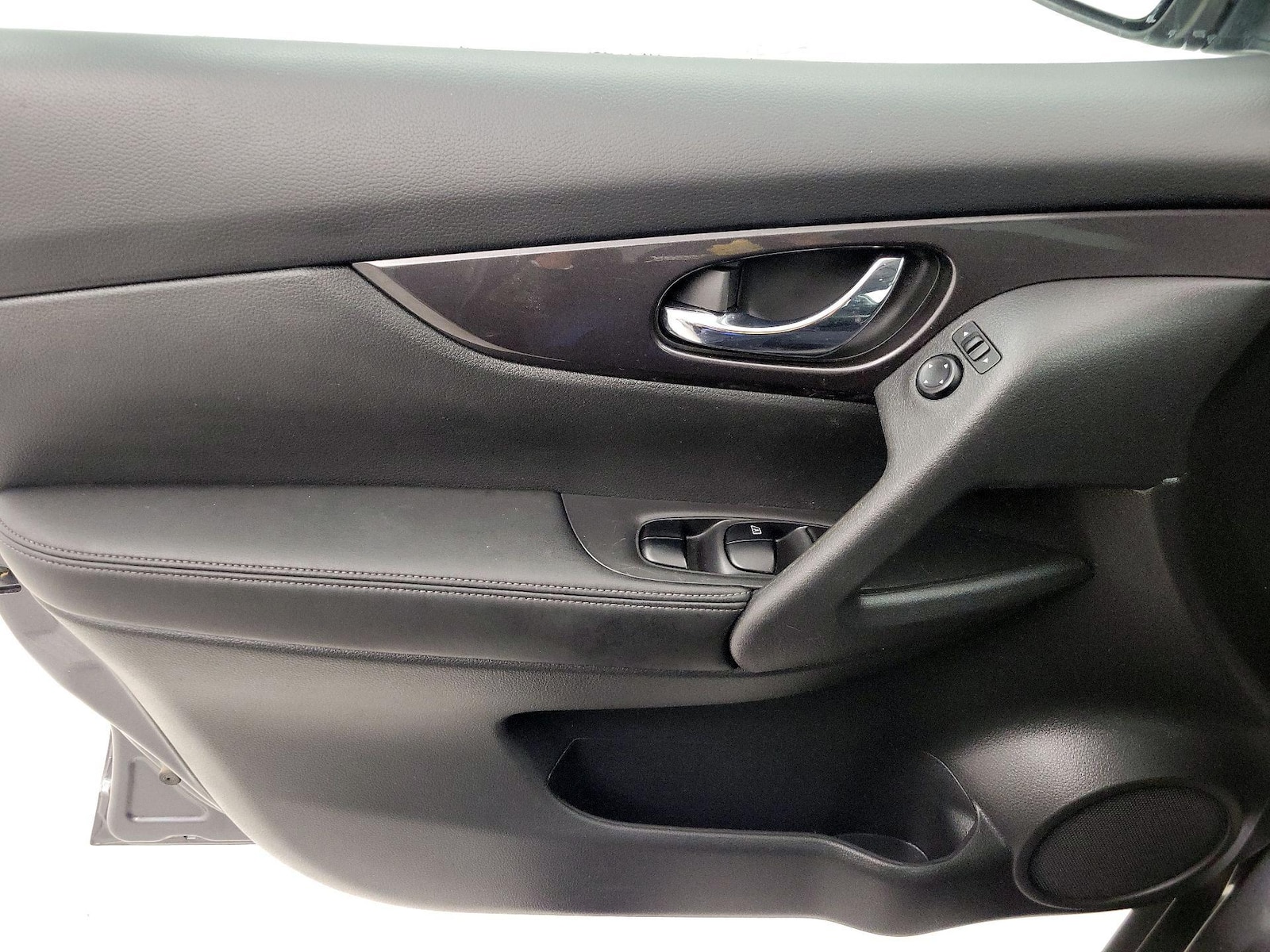 2018 Nissan Rogue S - Photo 13