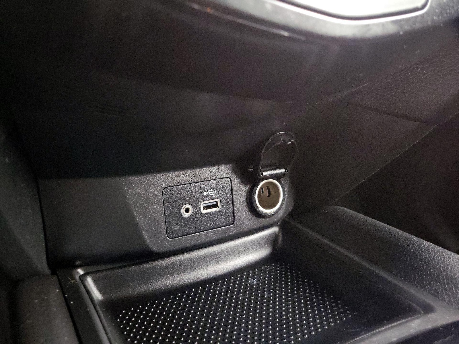 2018 Nissan Rogue S - Photo 19