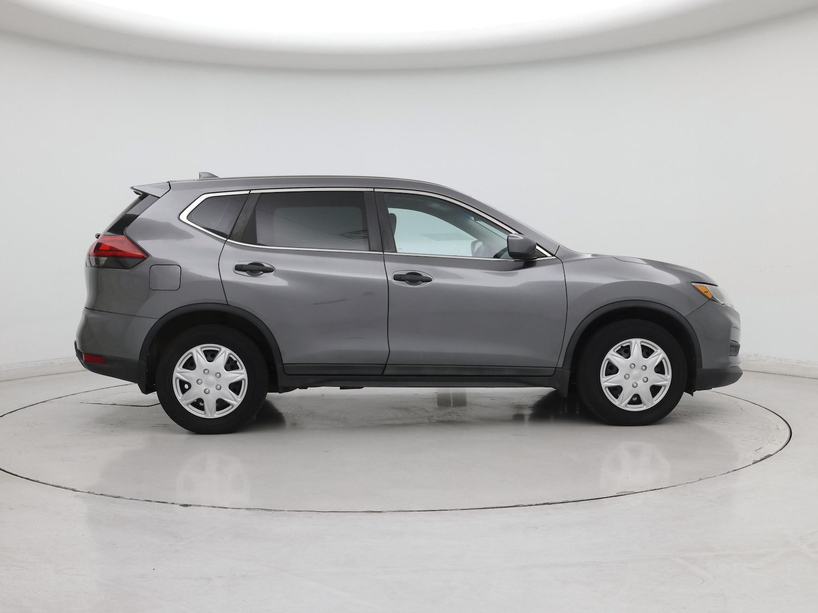 2018 Nissan Rogue S - Photo 8