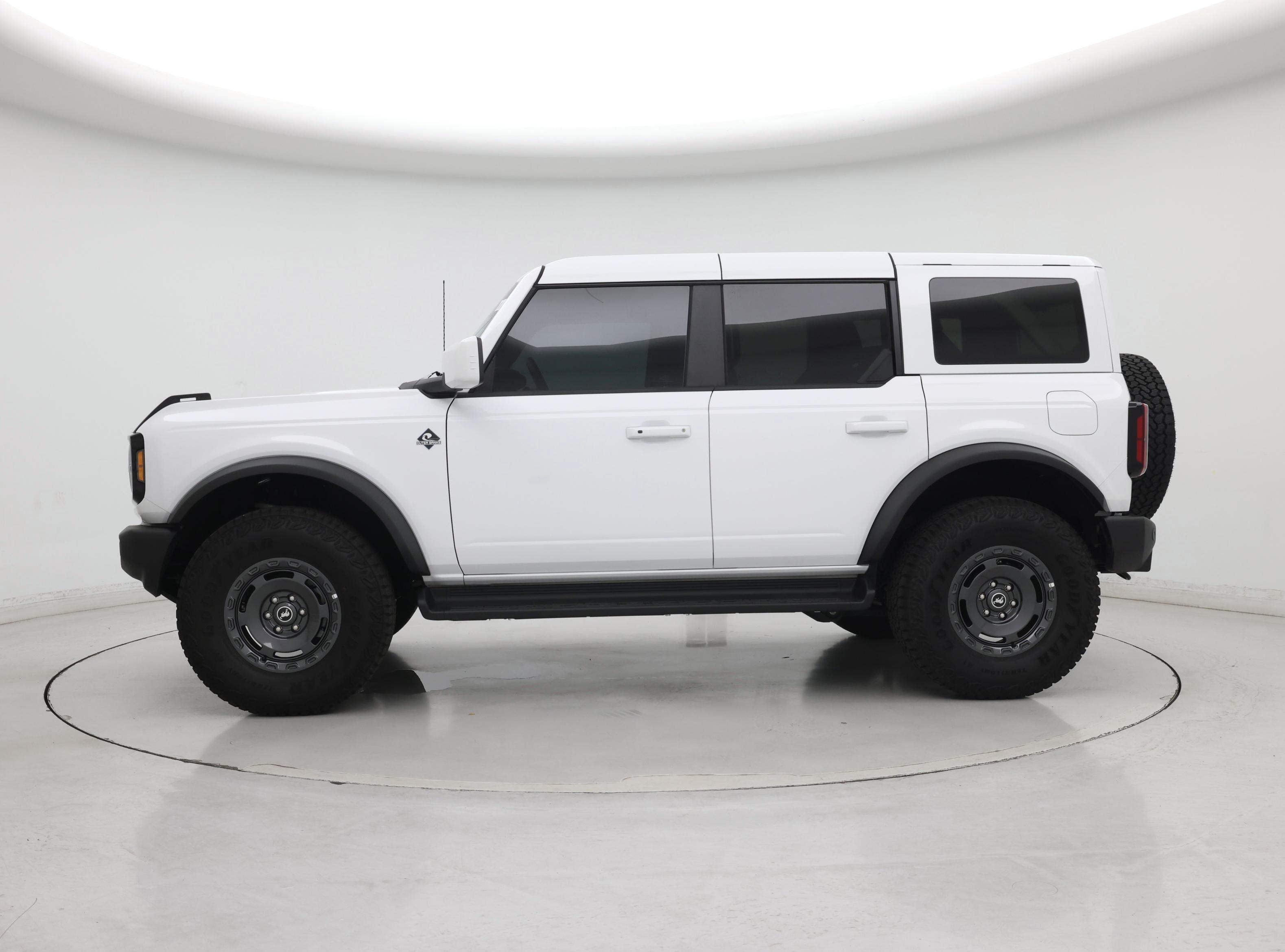 Thumbnail: 2025 Ford Bronco - 3