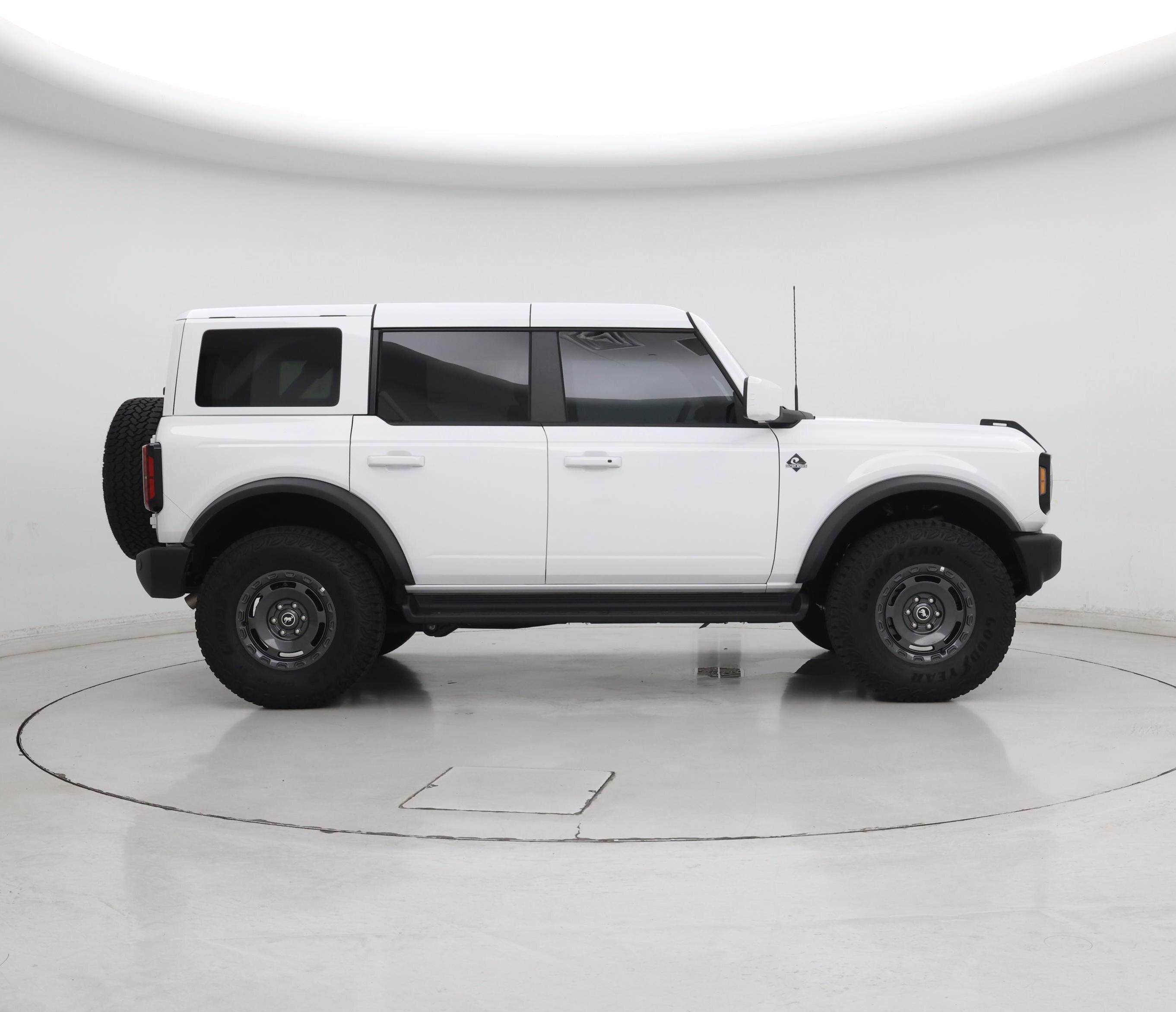 Thumbnail: 2025 Ford Bronco - 7