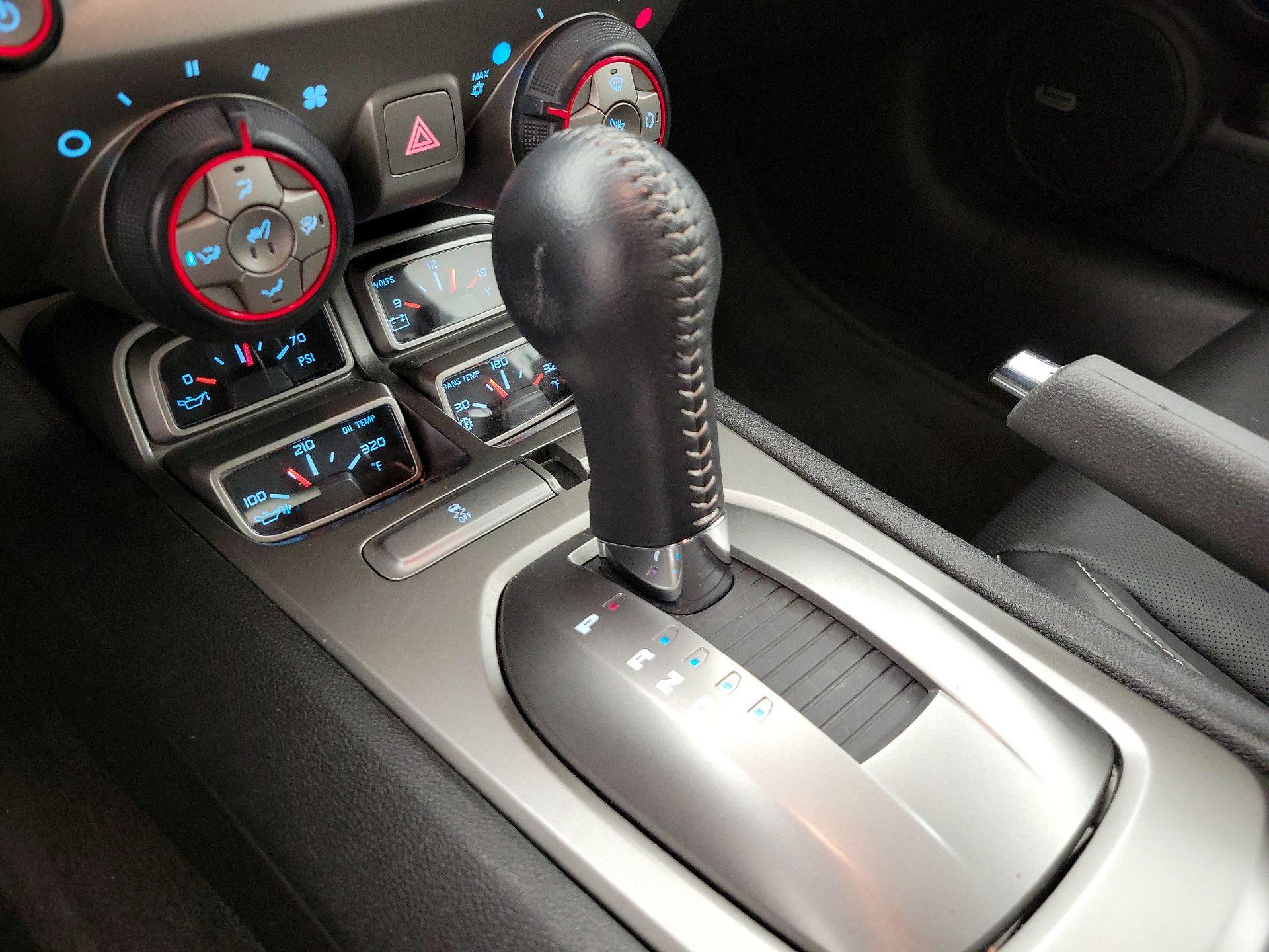 Thumbnail: 2014 Chevrolet Camaro - 17