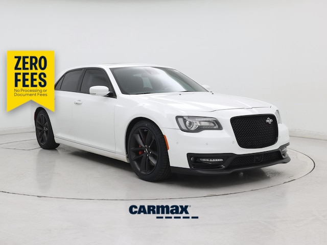 White 2023 Chrysler 300 Sedan Rear-Wheel Drive Automatic