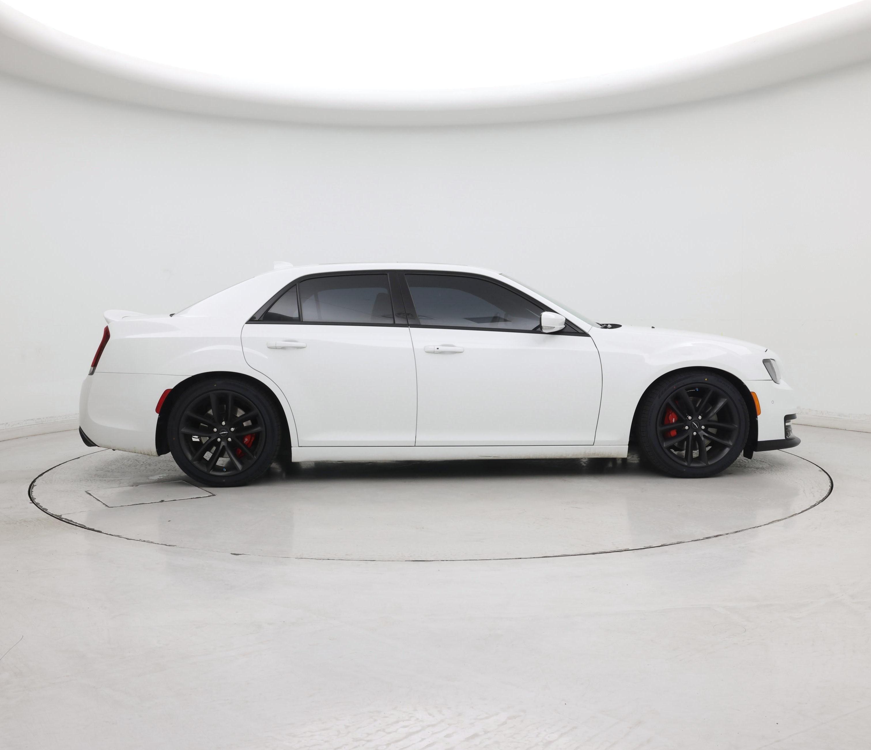Thumbnail: 2023 Chrysler 300 - 7