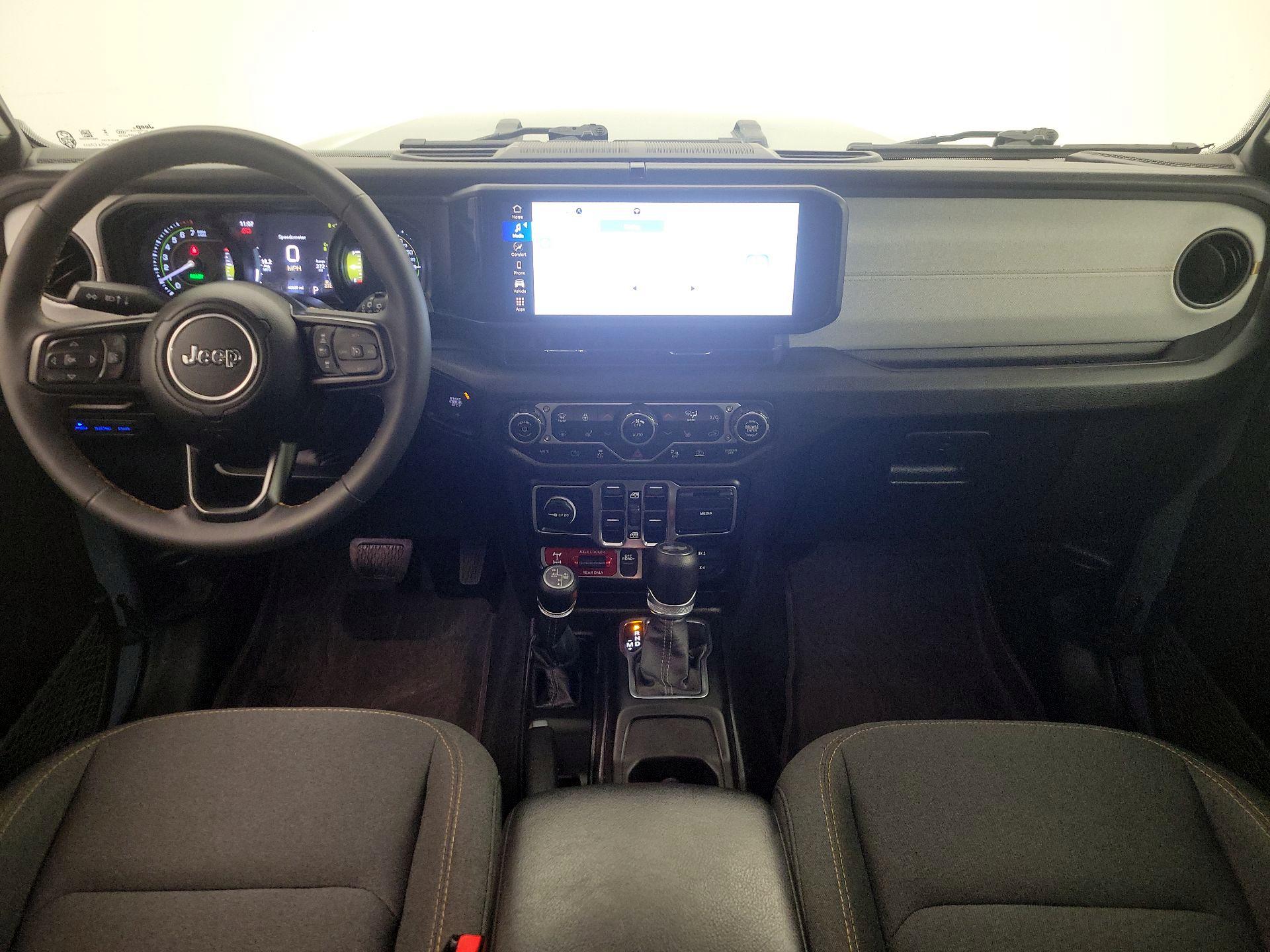 Thumbnail: 2024 Jeep Wrangler - 9
