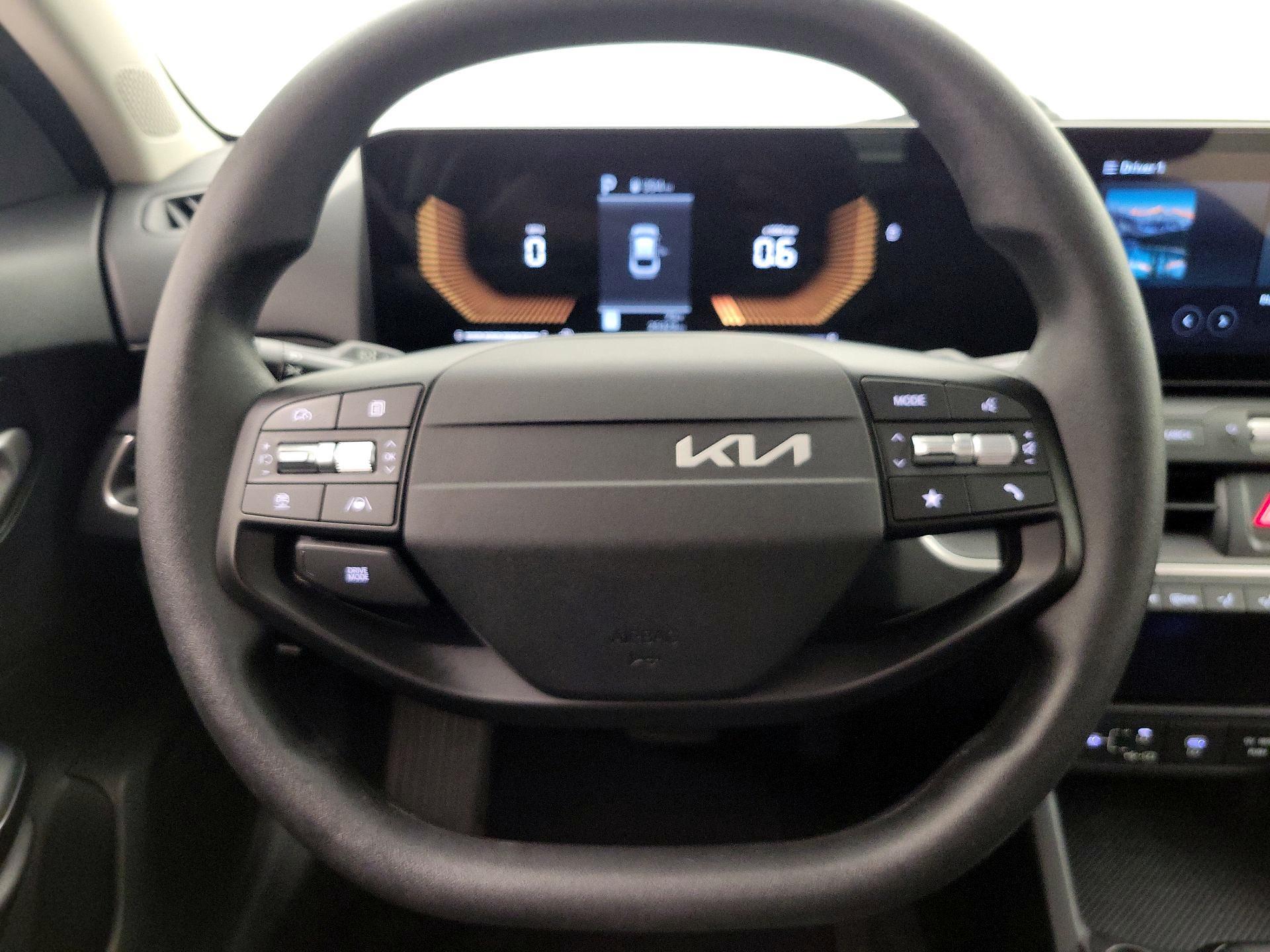 Thumbnail: 2025 Kia K4 - 10