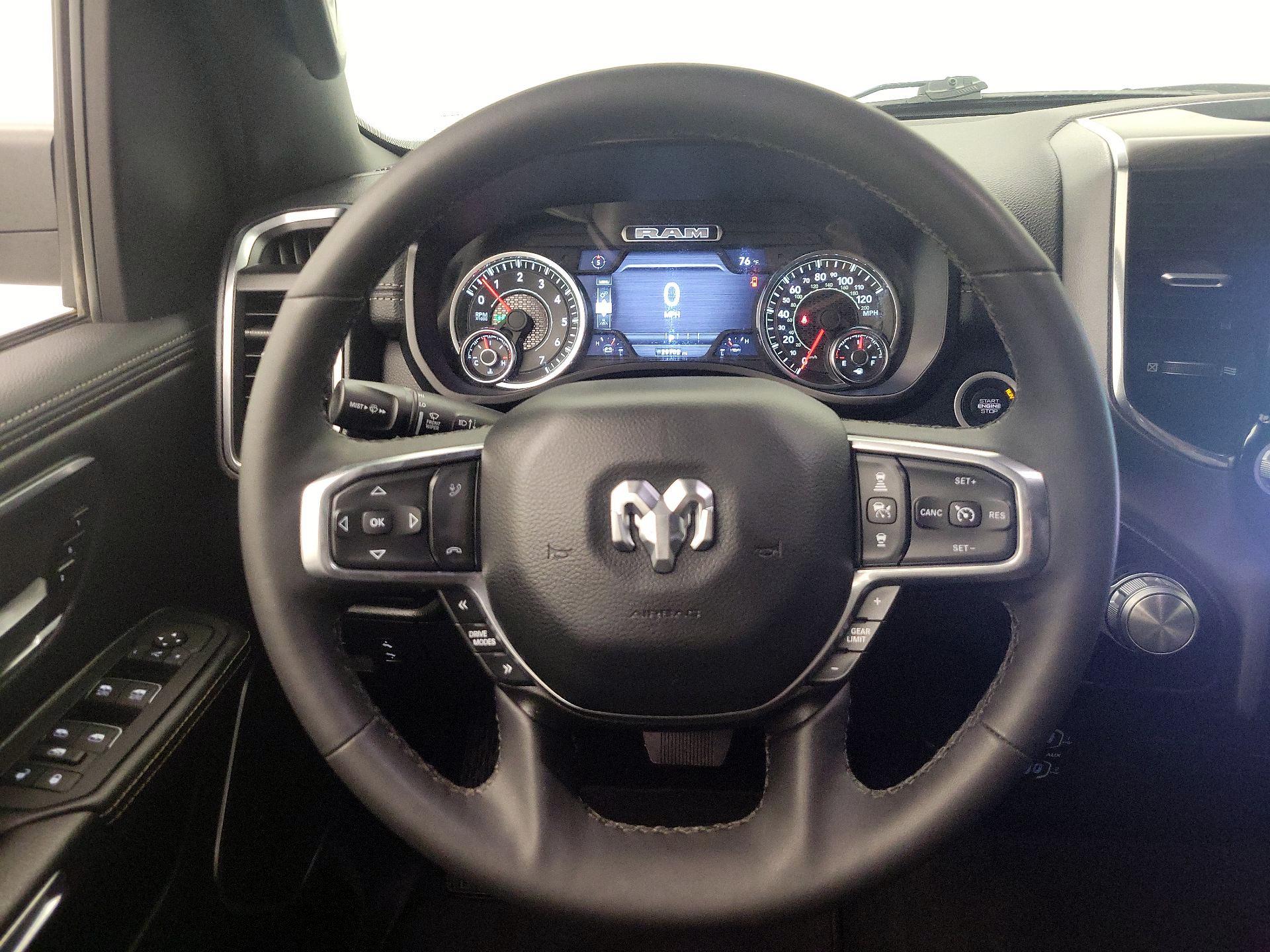 Thumbnail: 2025 RAM 1500 - 10