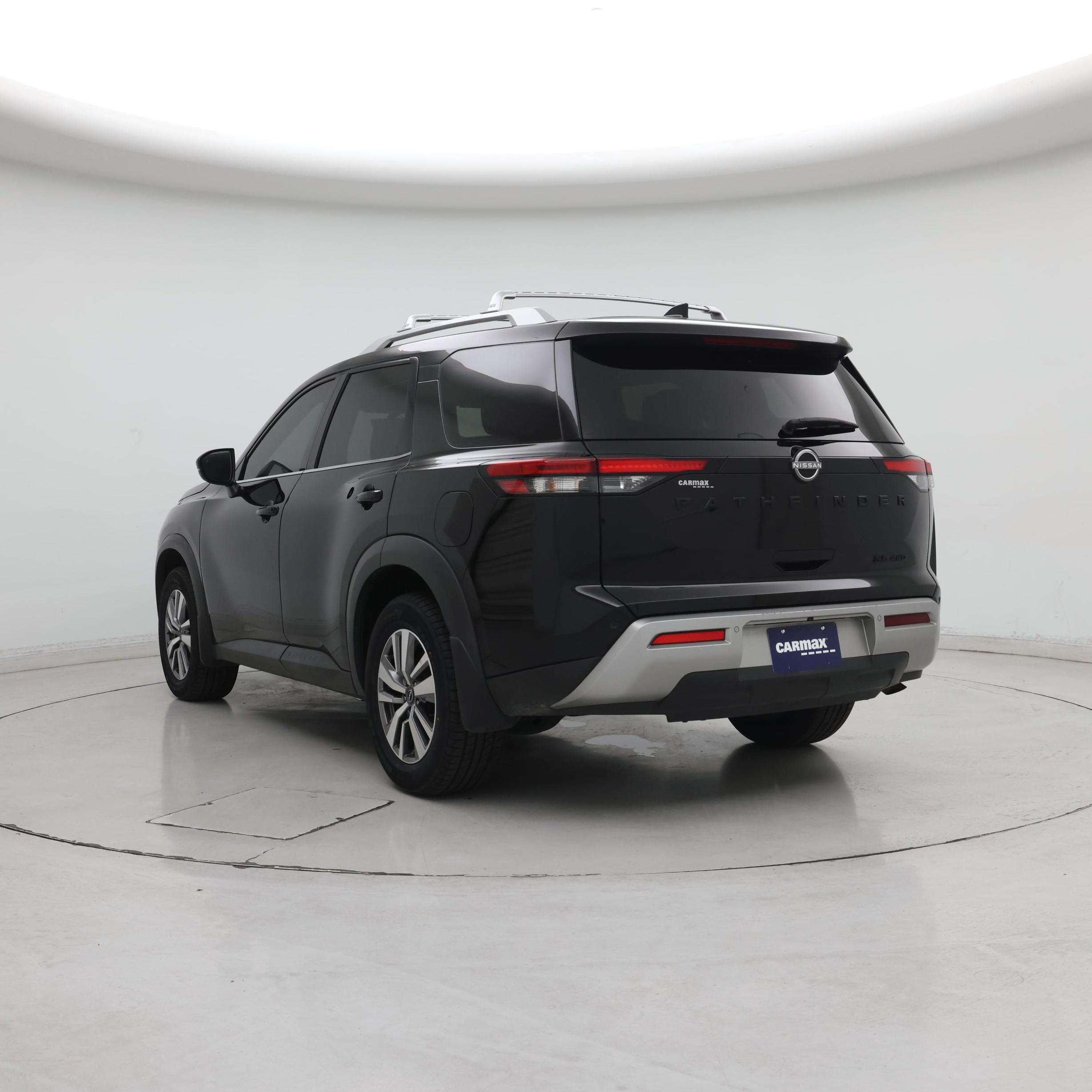Thumbnail: 2023 Nissan Pathfinder - 2