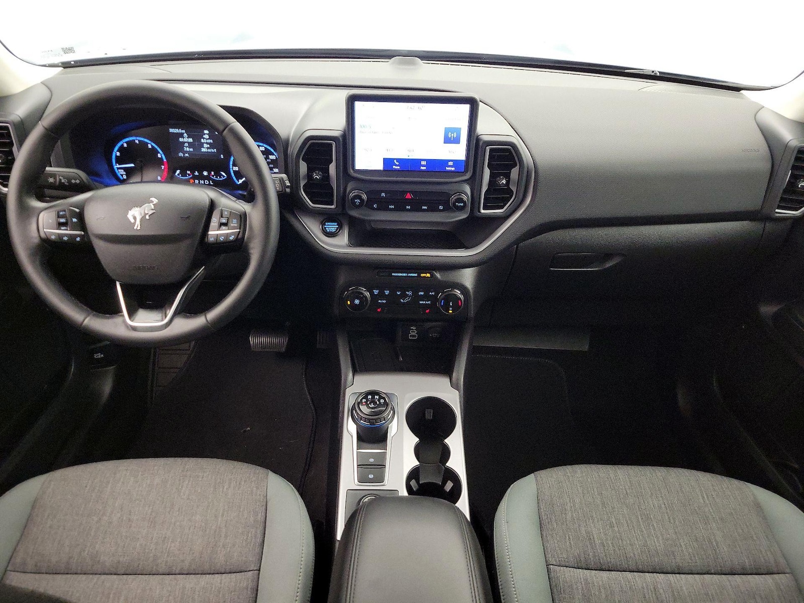 Photo 10