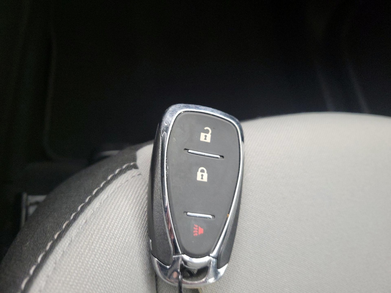 2020 Chevrolet Equinox LS - Photo 23