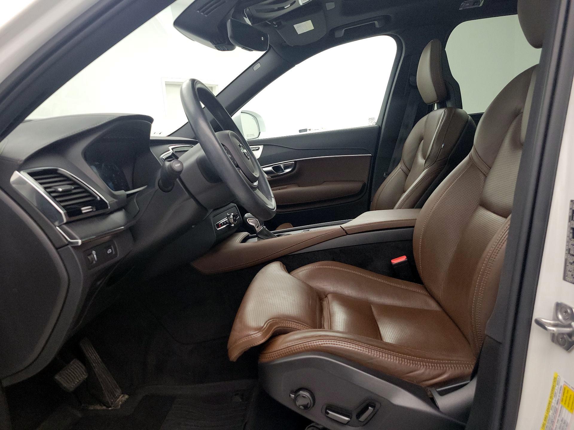 Thumbnail: 2021 Volvo XC90 - 11