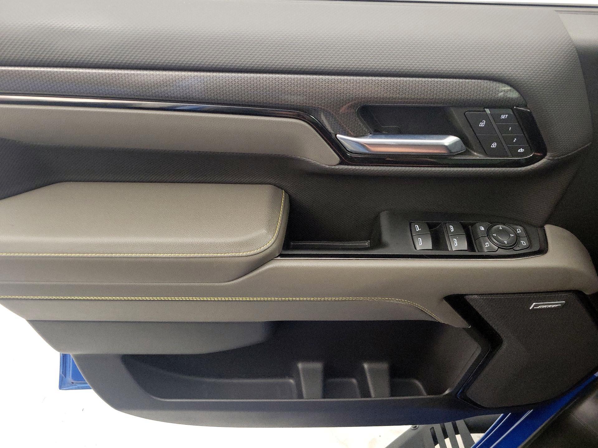 Thumbnail: 2022 Chevrolet Silverado 1500 - 12