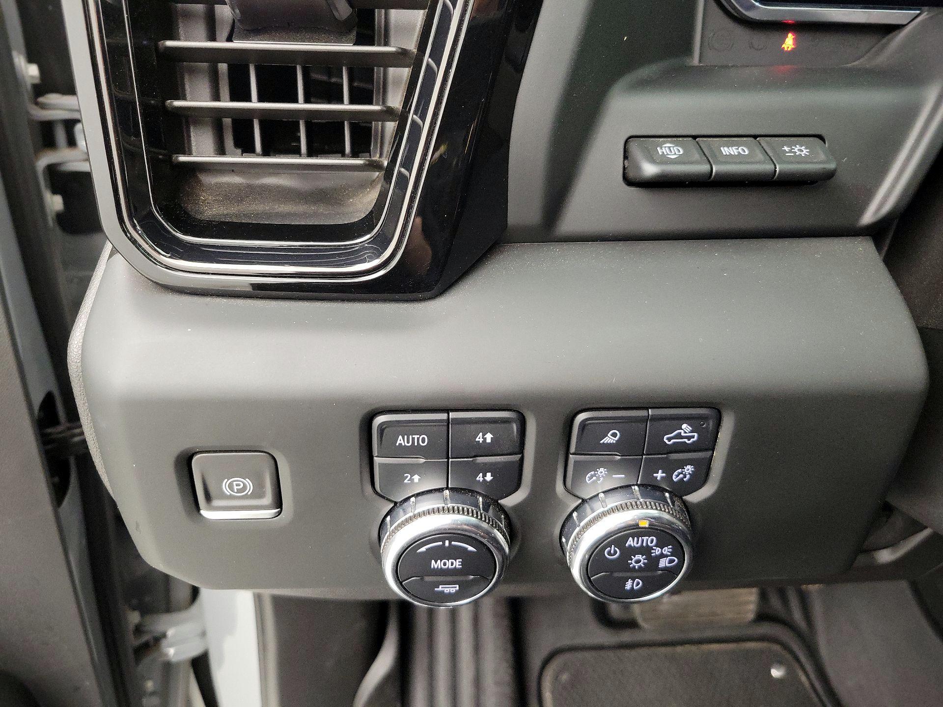 Thumbnail: 2024 GMC Sierra 2500 - 13