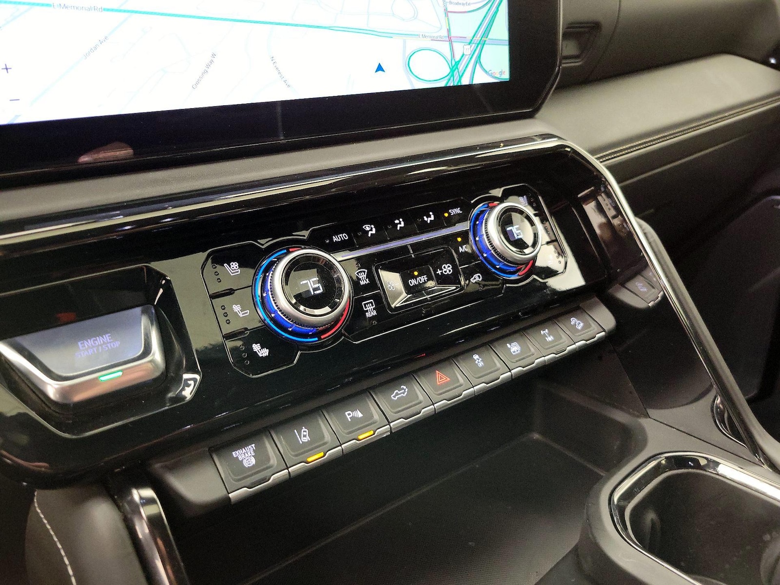 2024 GMC Sierra 2500HD AT4X - Photo 18
