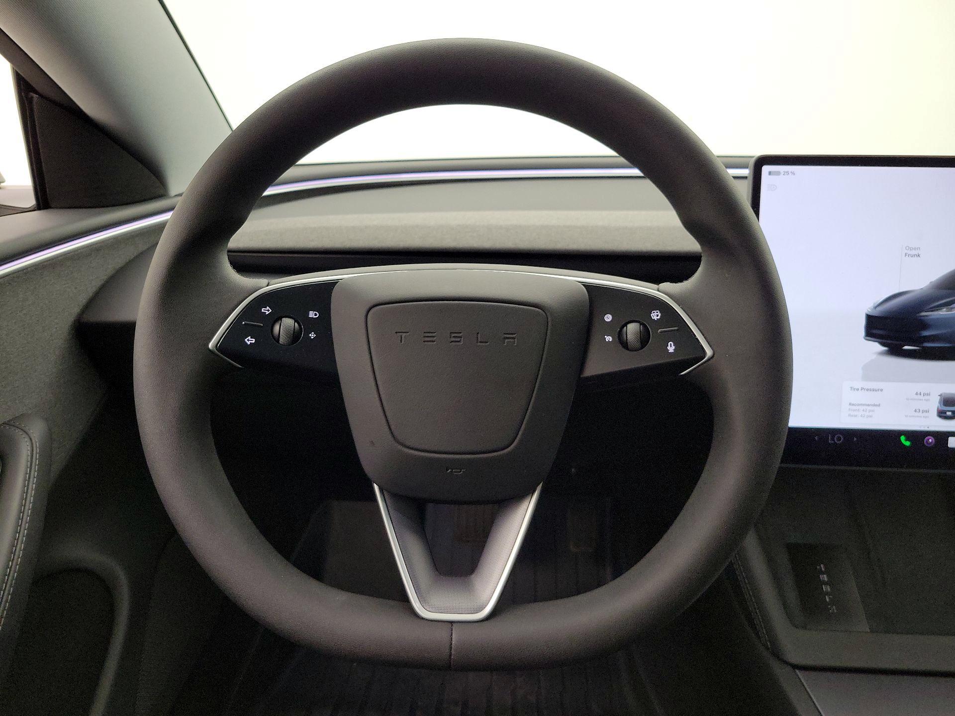 Thumbnail: 2024 Tesla Model 3 - 10