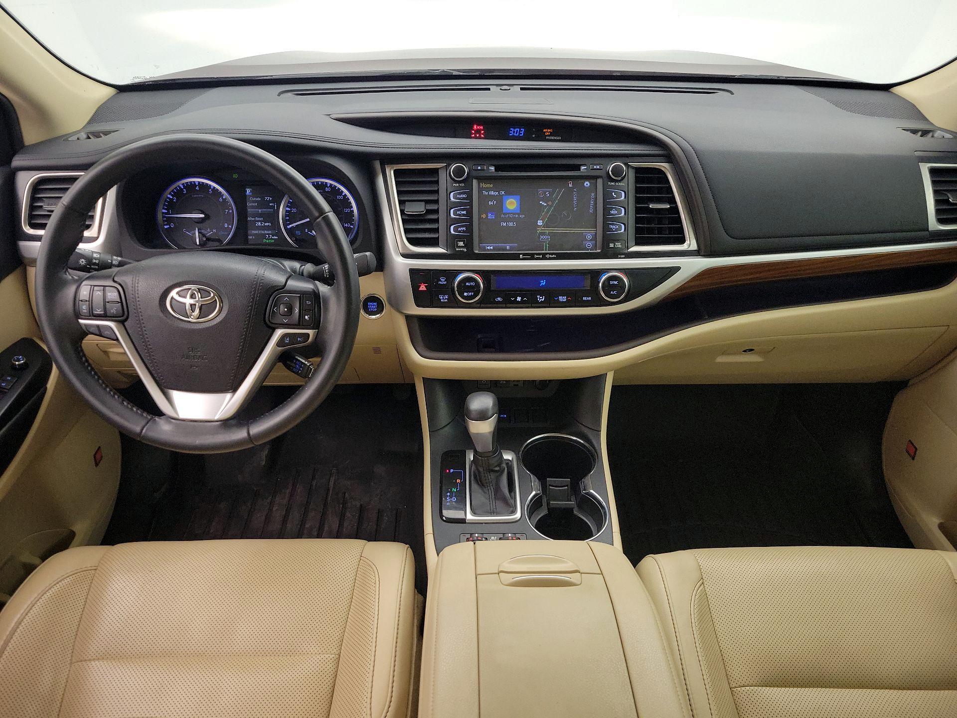 Thumbnail: 2019 Toyota Highlander - 9