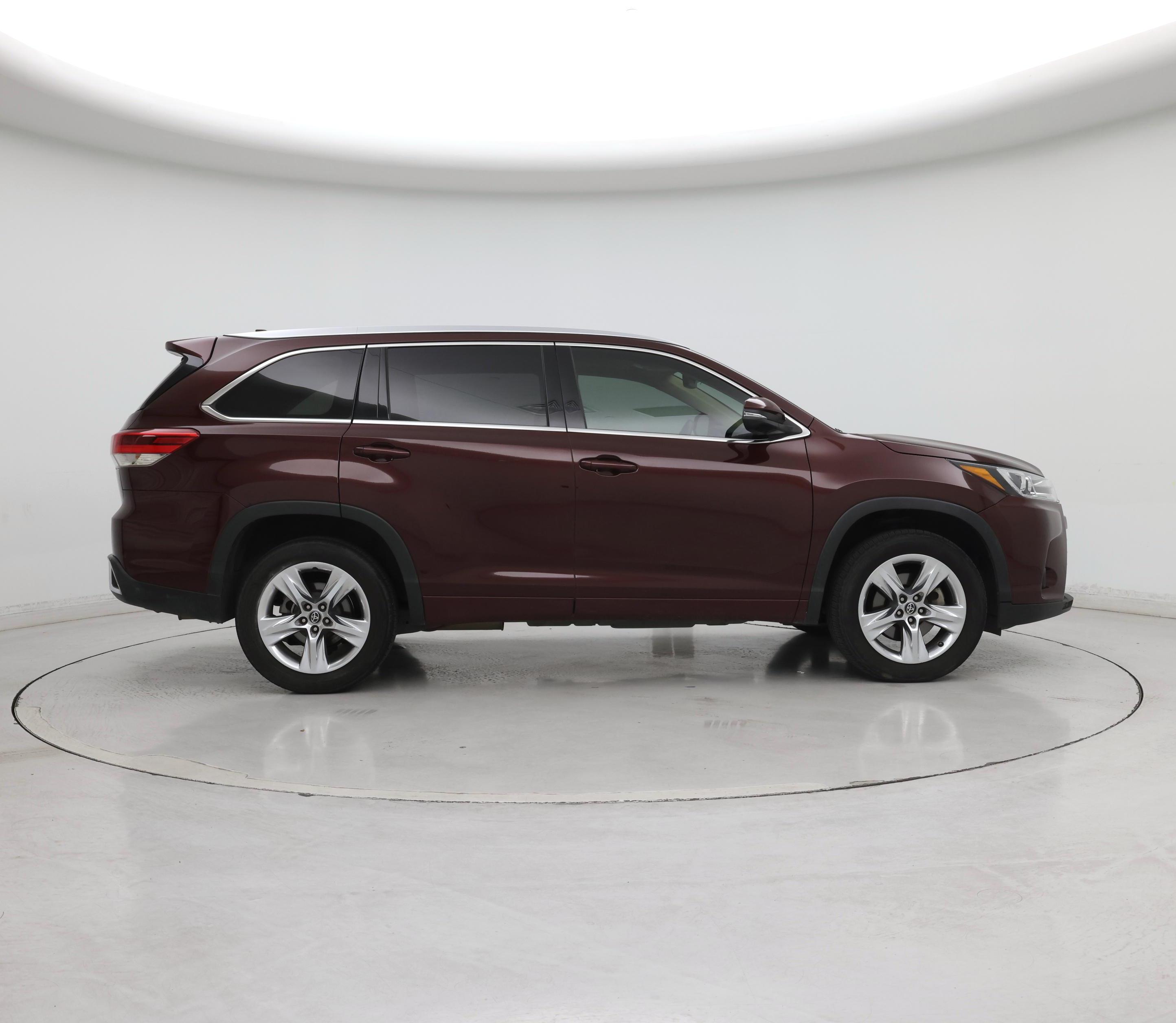 Thumbnail: 2019 Toyota Highlander - 7