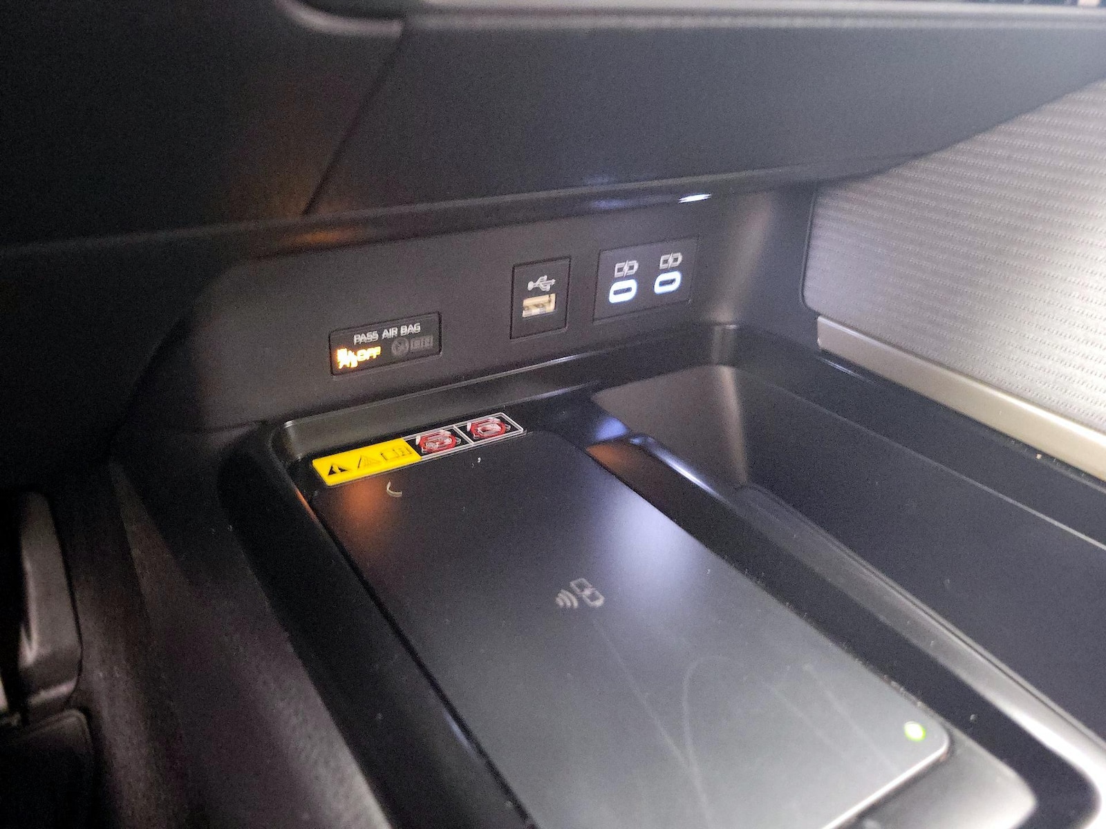 2026 Toyota Camry SE - Photo 20