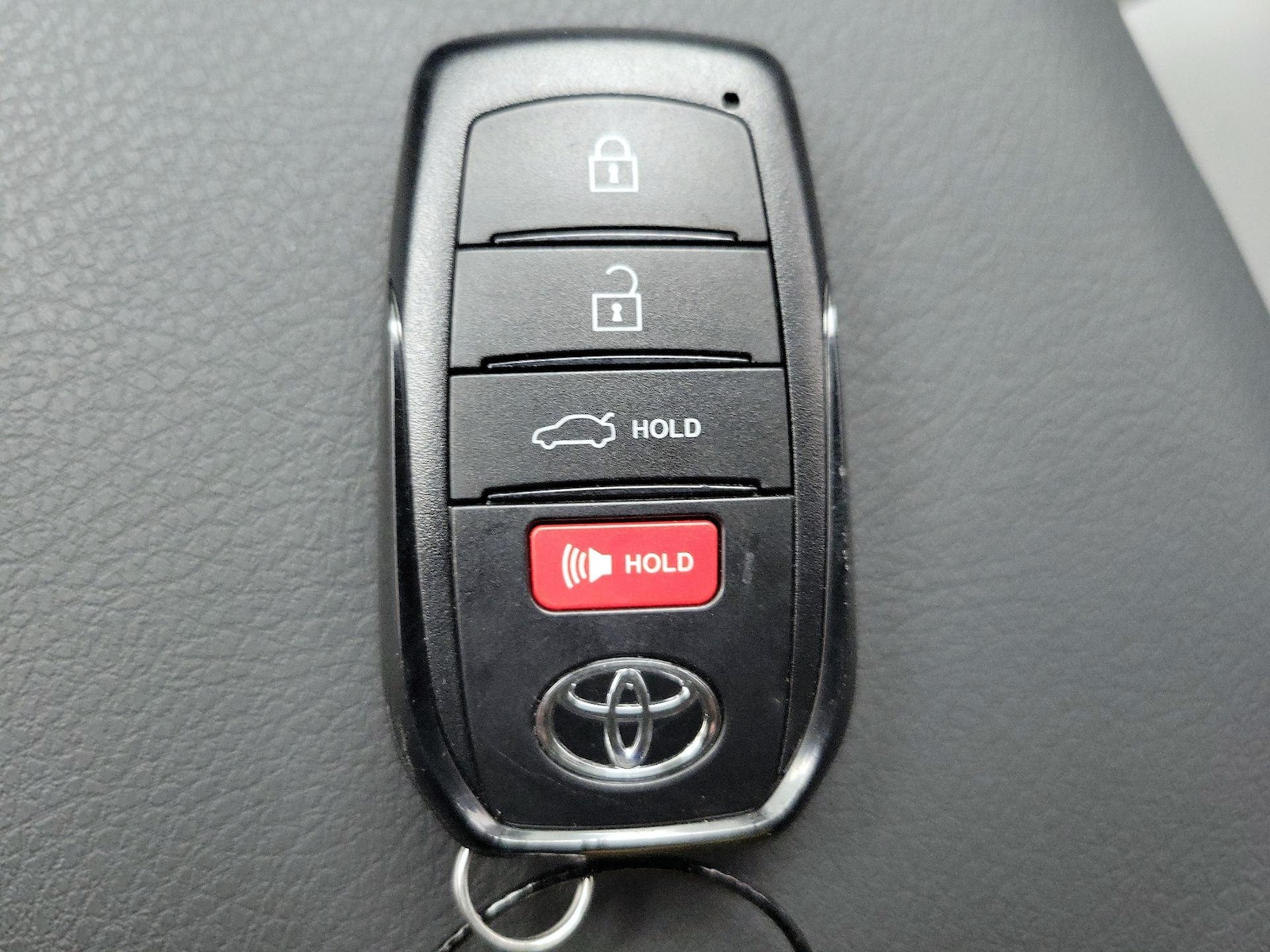 2026 Toyota Camry SE - Photo 24