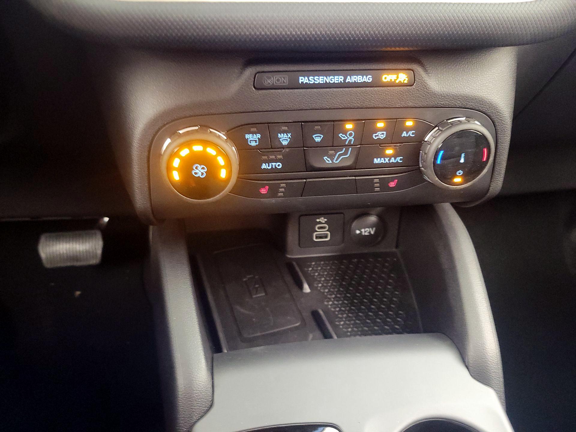 Thumbnail: 2024 Ford Bronco Sport - 17
