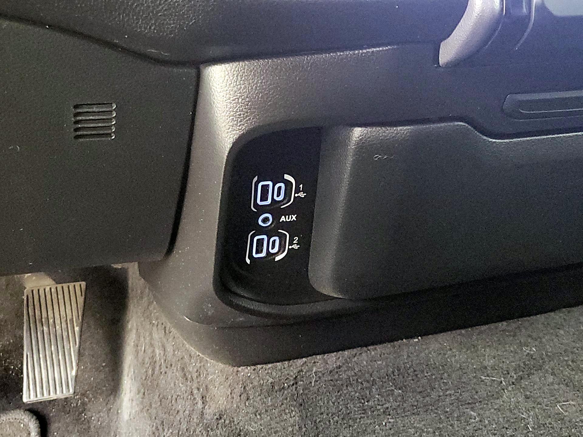 Thumbnail: 2025 RAM 1500 - 19