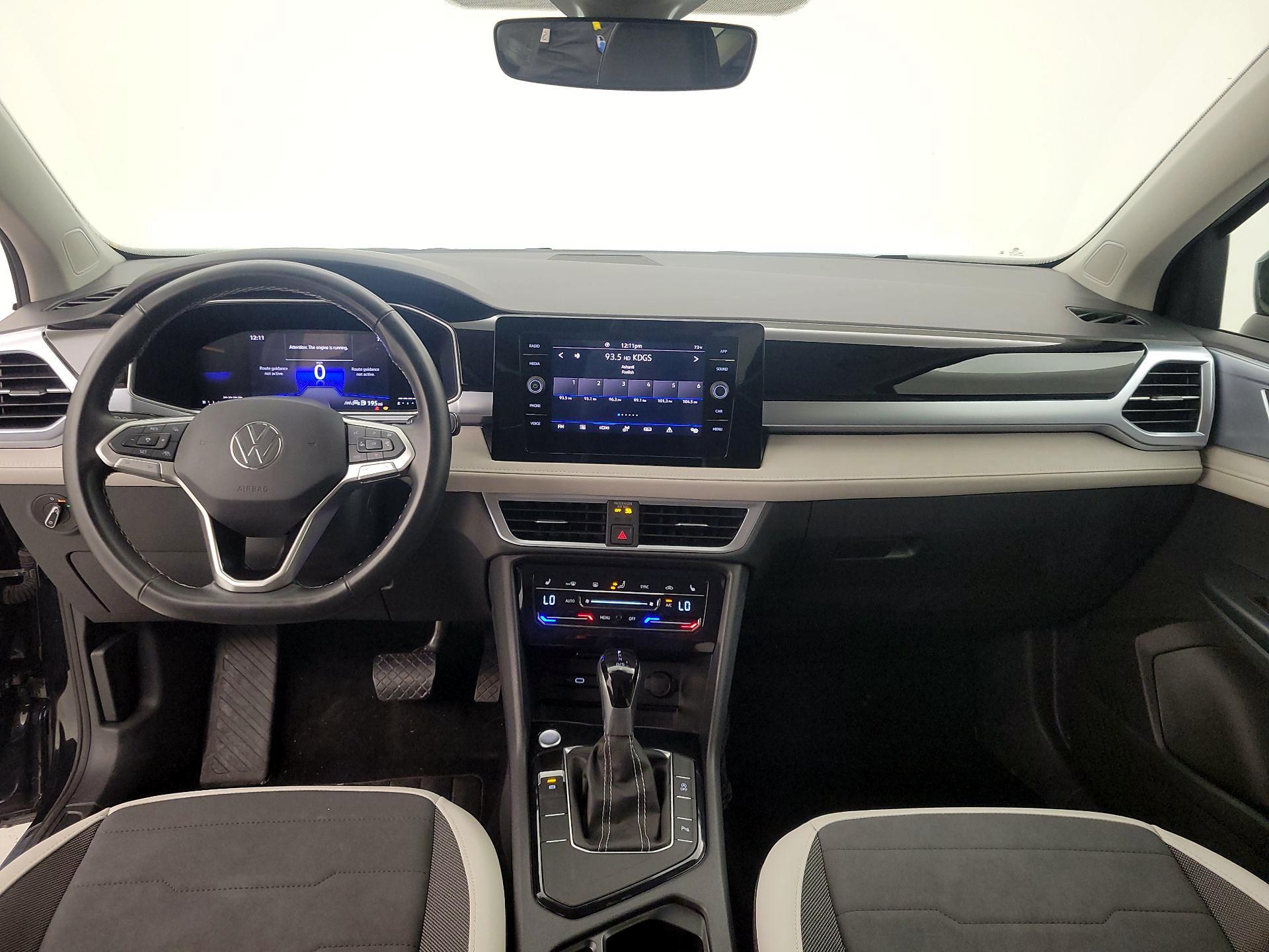 Thumbnail: 2025 Volkswagen Taos - 9
