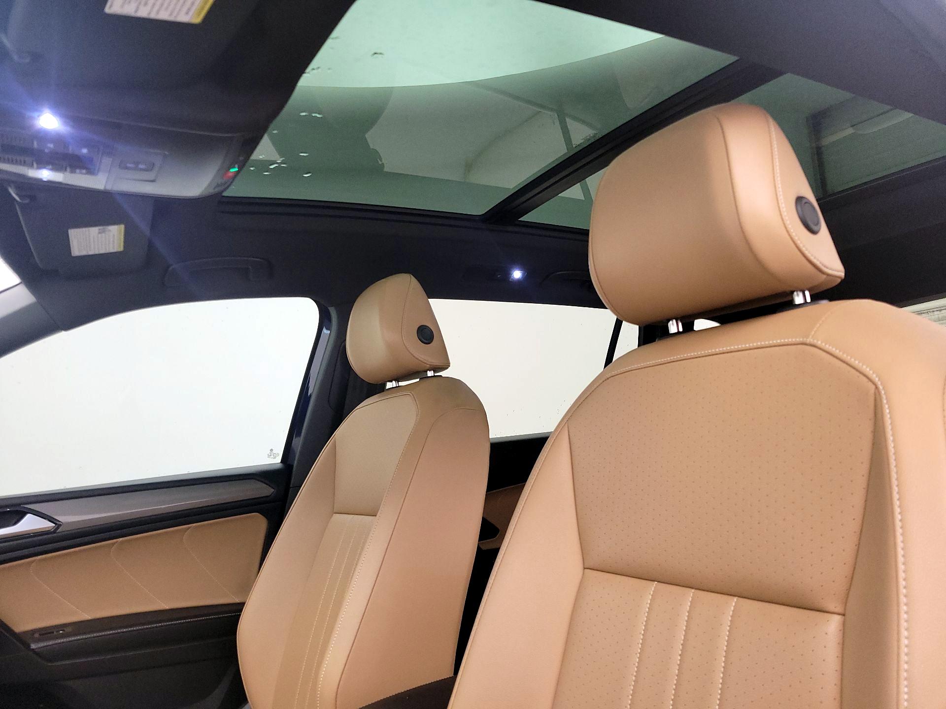 Thumbnail: 2022 Volkswagen Tiguan - 19