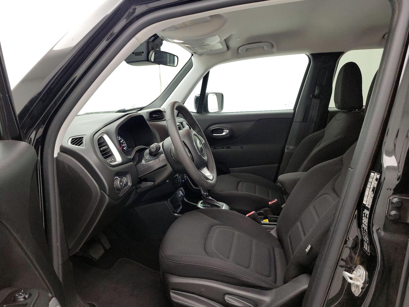 2019 Jeep Renegade Latitude - Photo 12