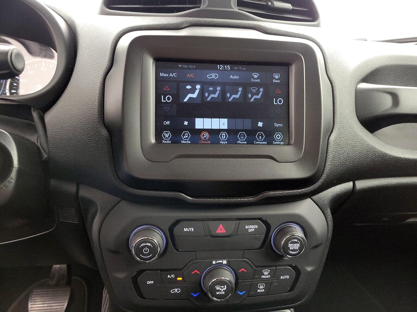2019 Jeep Renegade Latitude - Photo 17