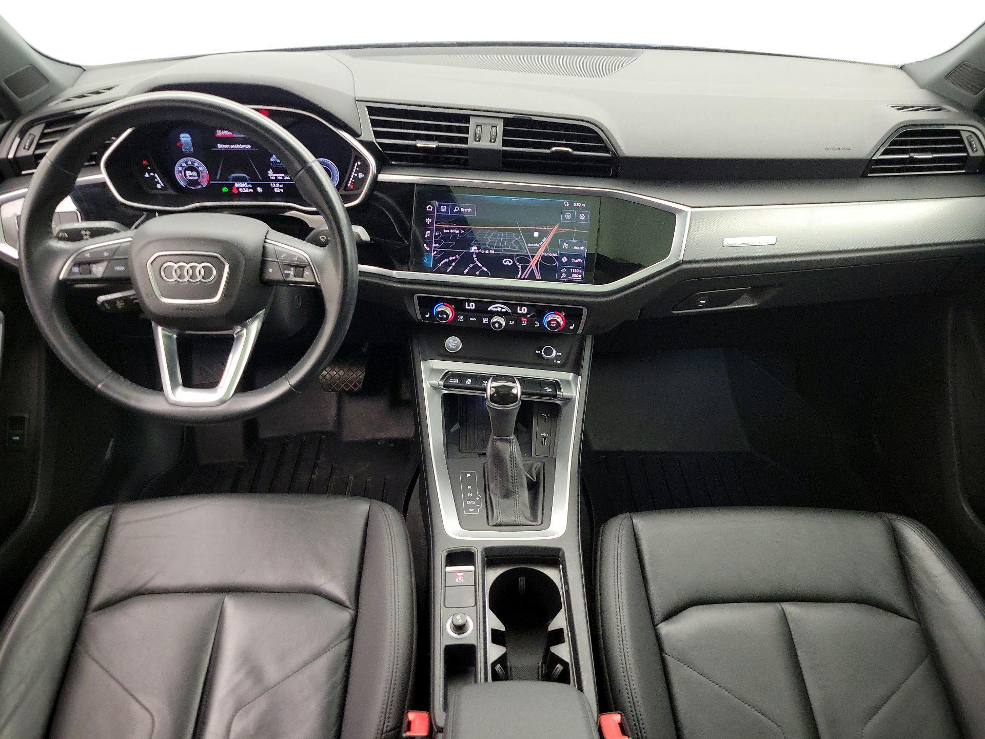 Thumbnail: 2020 Audi Q3 - 9