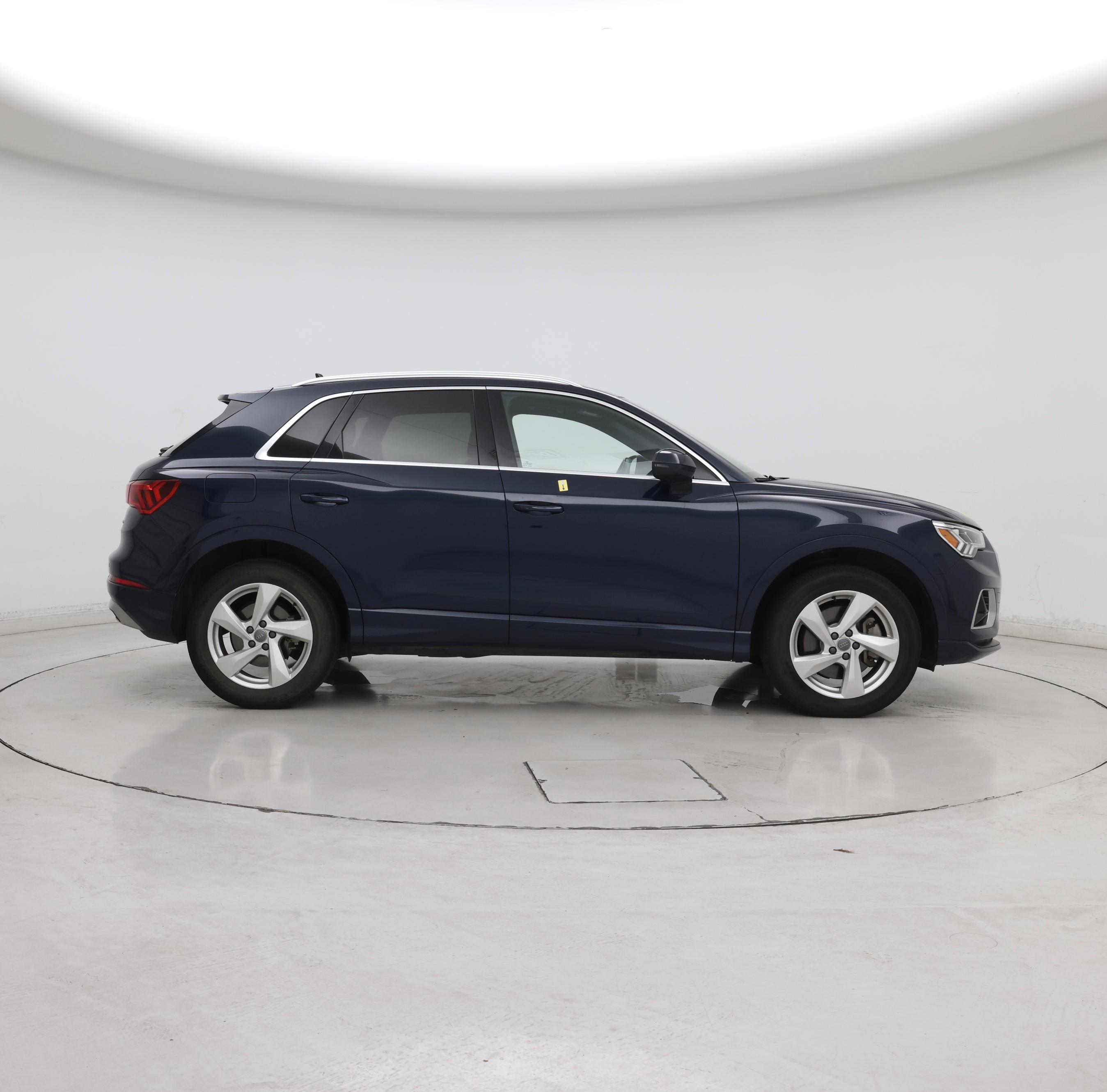 Thumbnail: 2020 Audi Q3 - 7