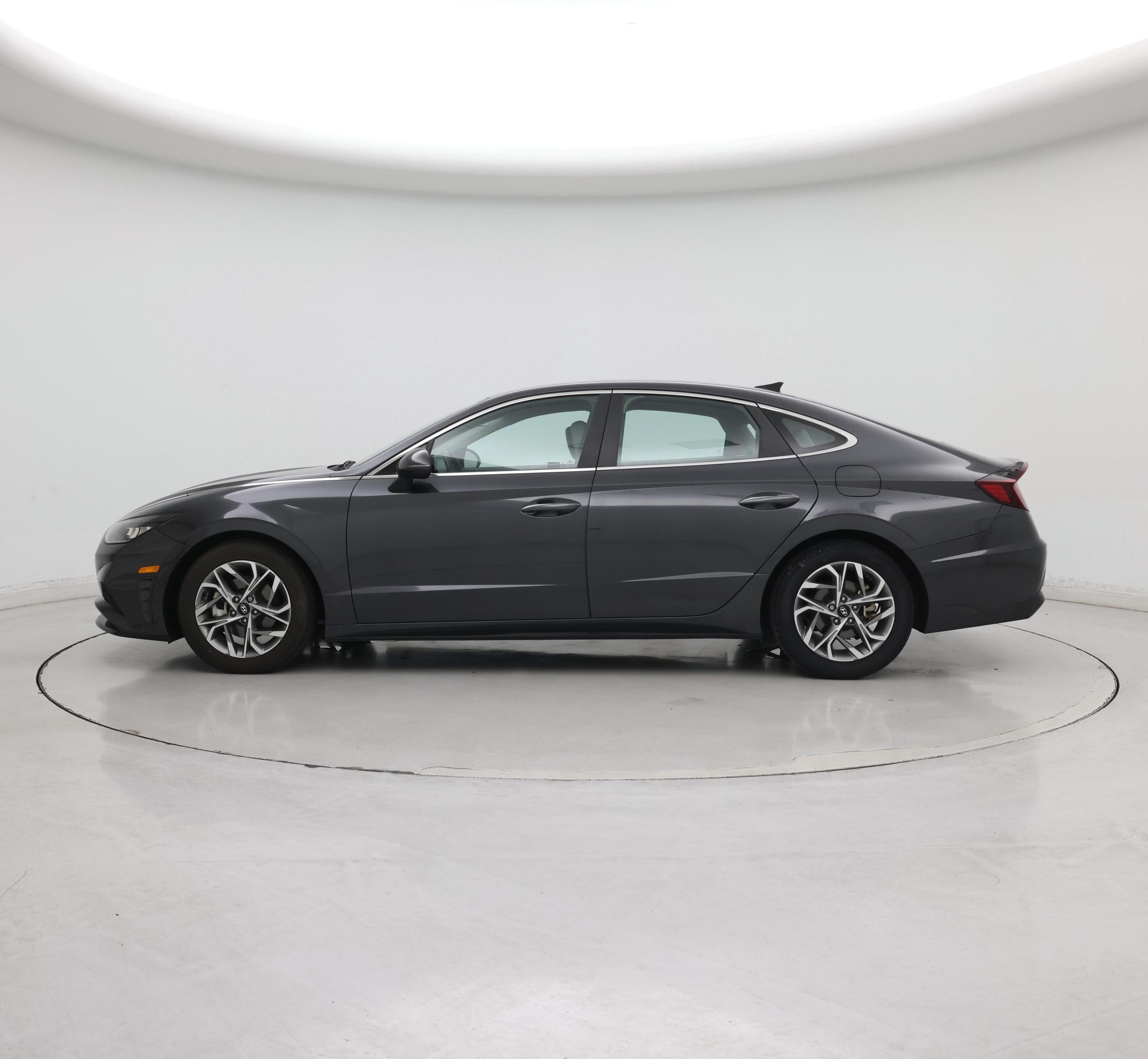 Thumbnail: 2020 Hyundai Sonata - 3