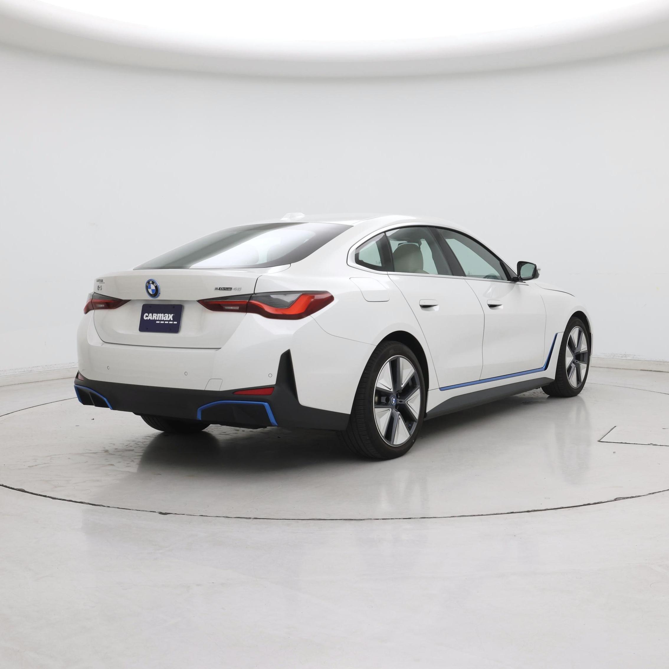 Thumbnail: 2023 BMW i4 - 8