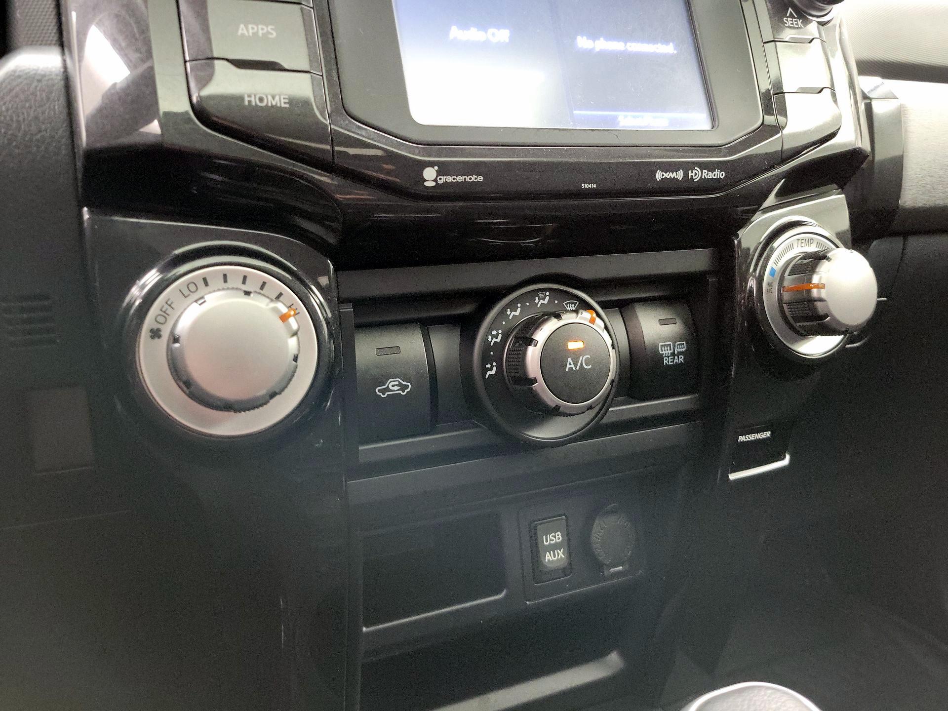 Thumbnail: 2019 Toyota 4Runner - 16