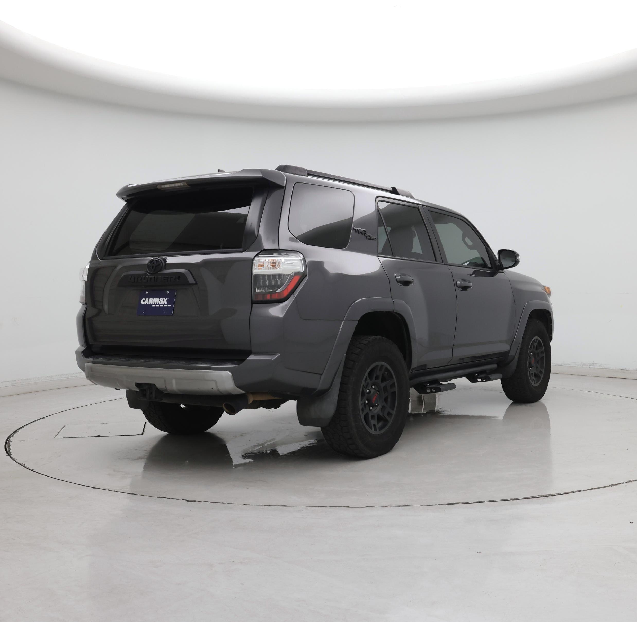 Thumbnail: 2019 Toyota 4Runner - 8