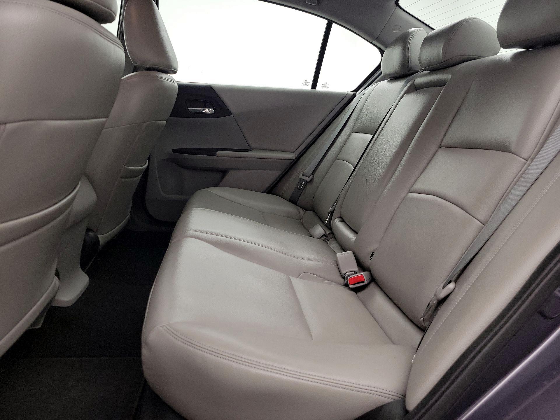 Thumbnail: 2015 Honda Accord - 19