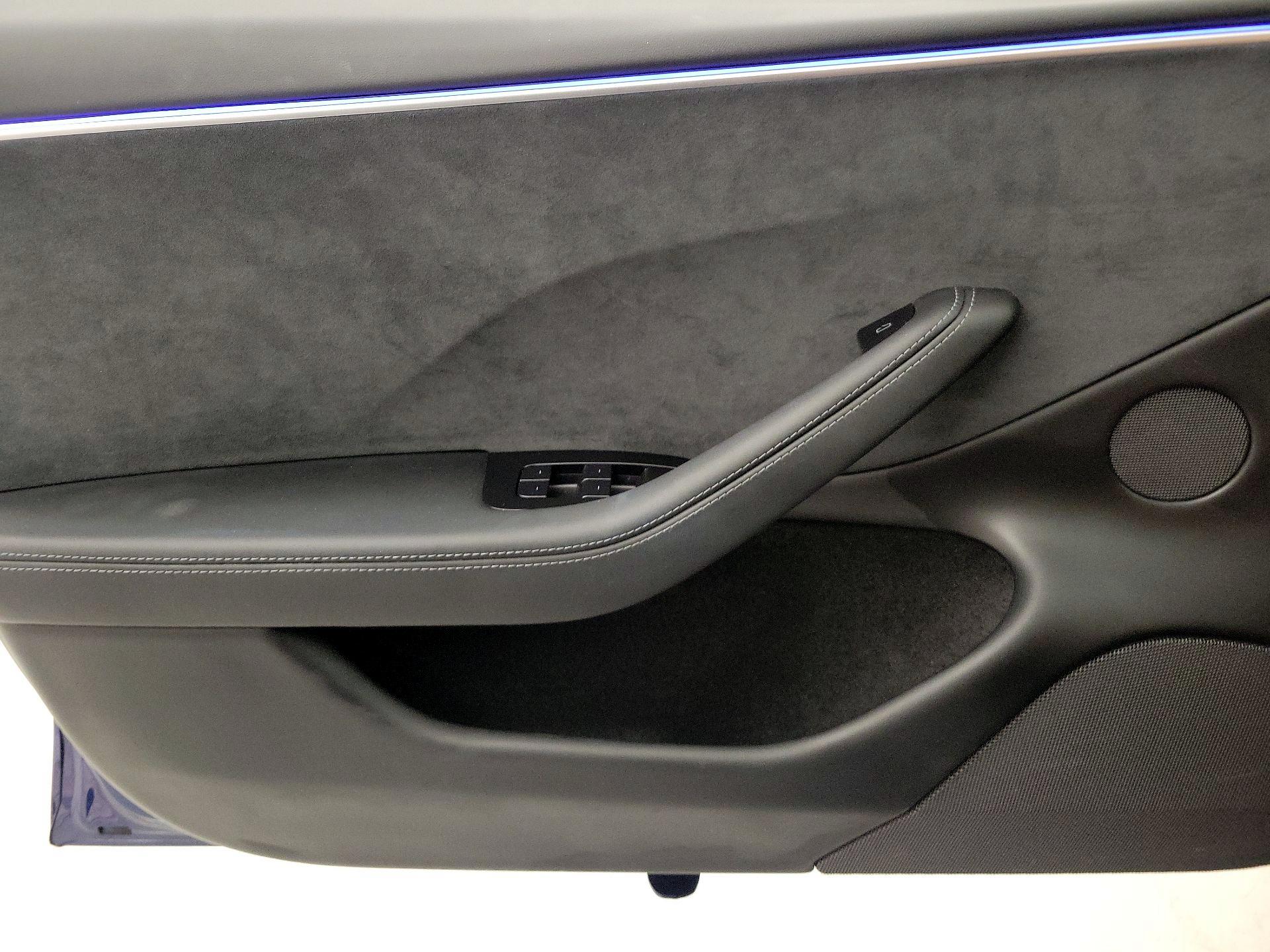 Thumbnail: 2024 Tesla Model 3 - 12