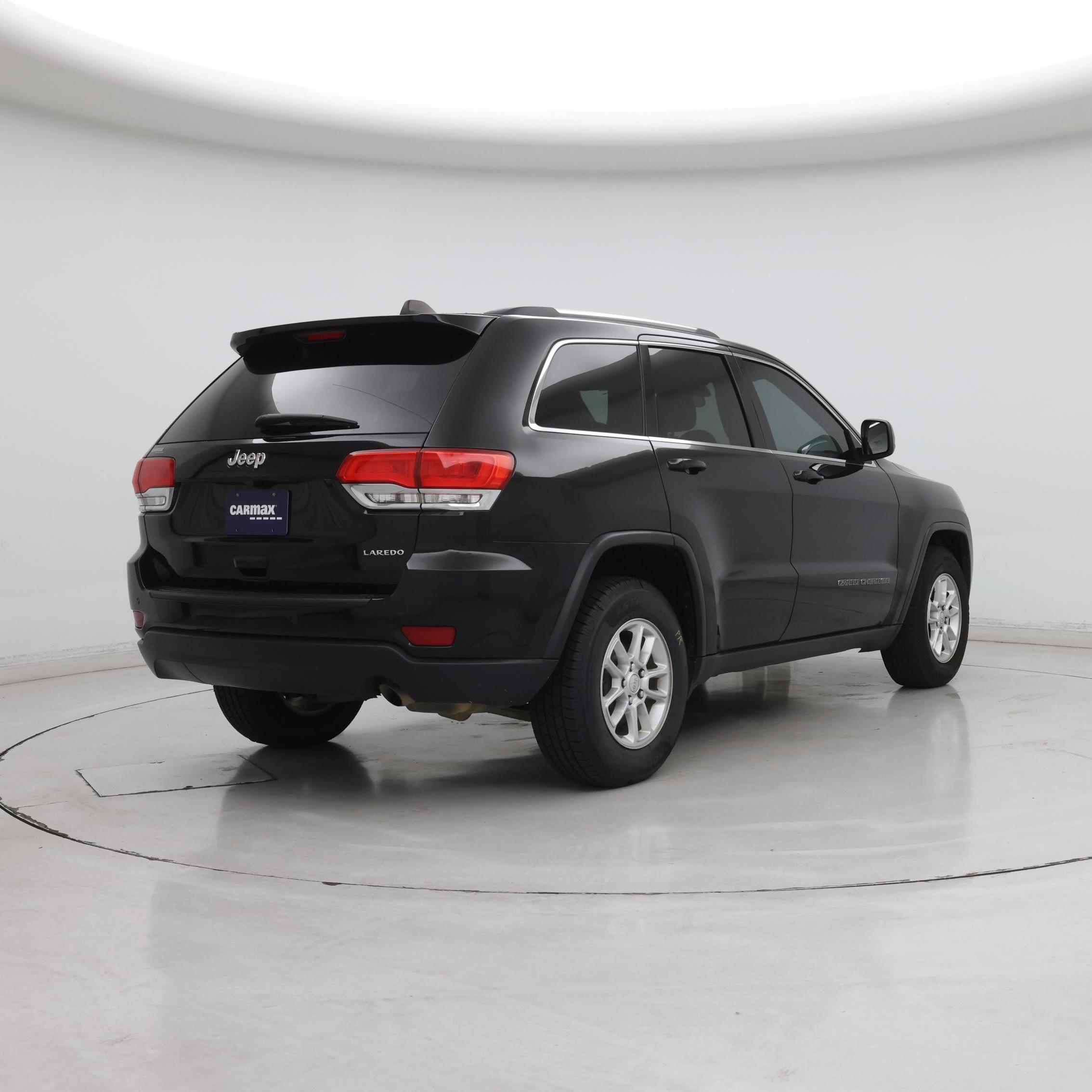 Thumbnail: 2018 Jeep Grand Cherokee - 8