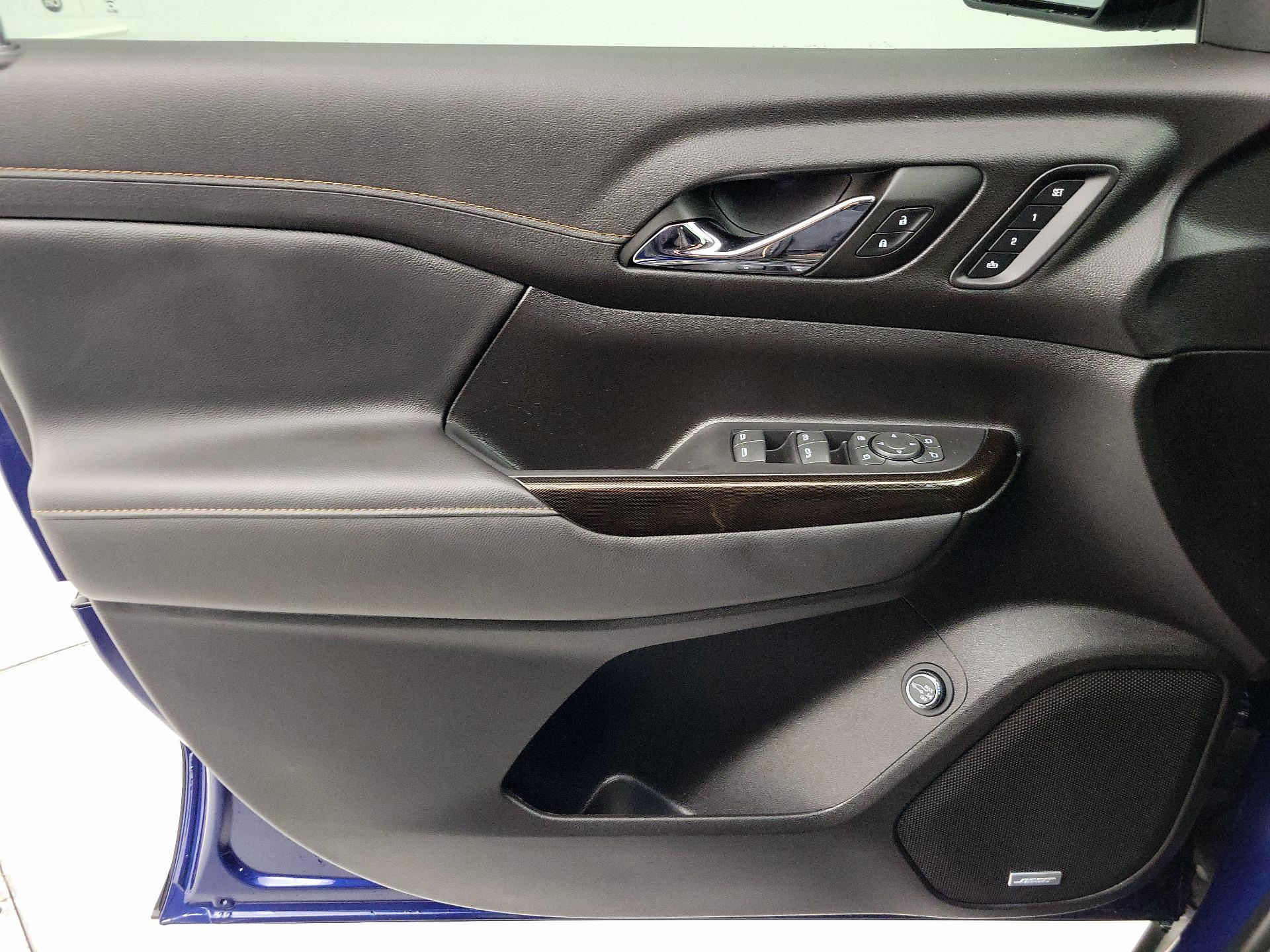 Thumbnail: 2023 GMC Acadia - 12