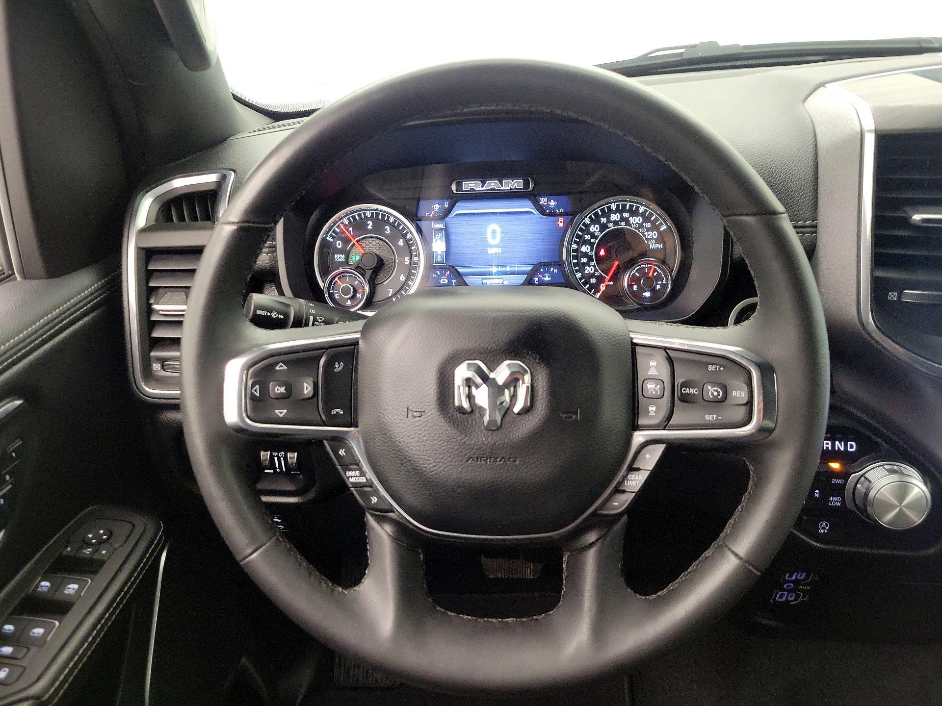 Thumbnail: 2025 RAM 1500 - 10