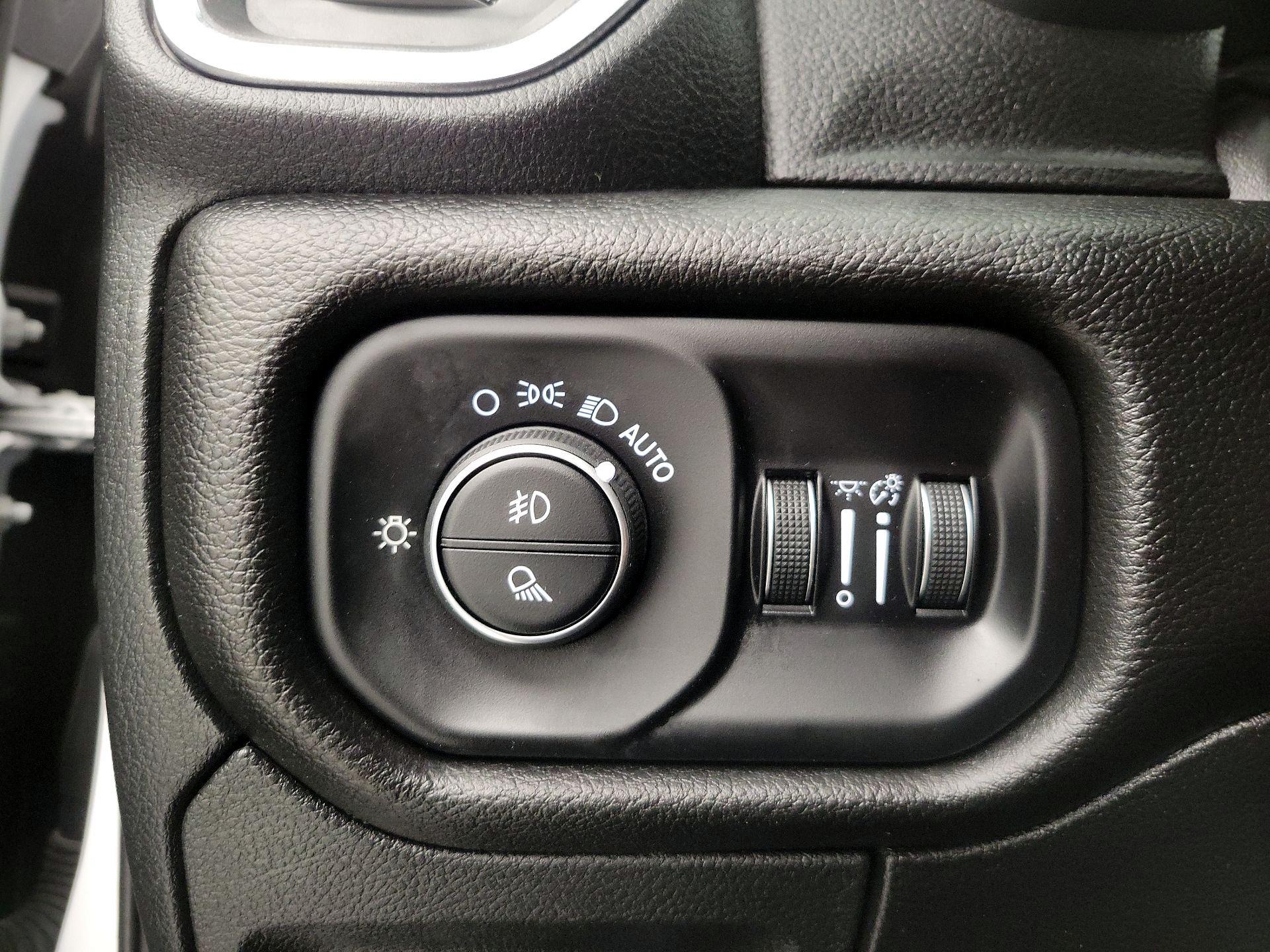 Thumbnail: 2025 RAM 1500 - 13