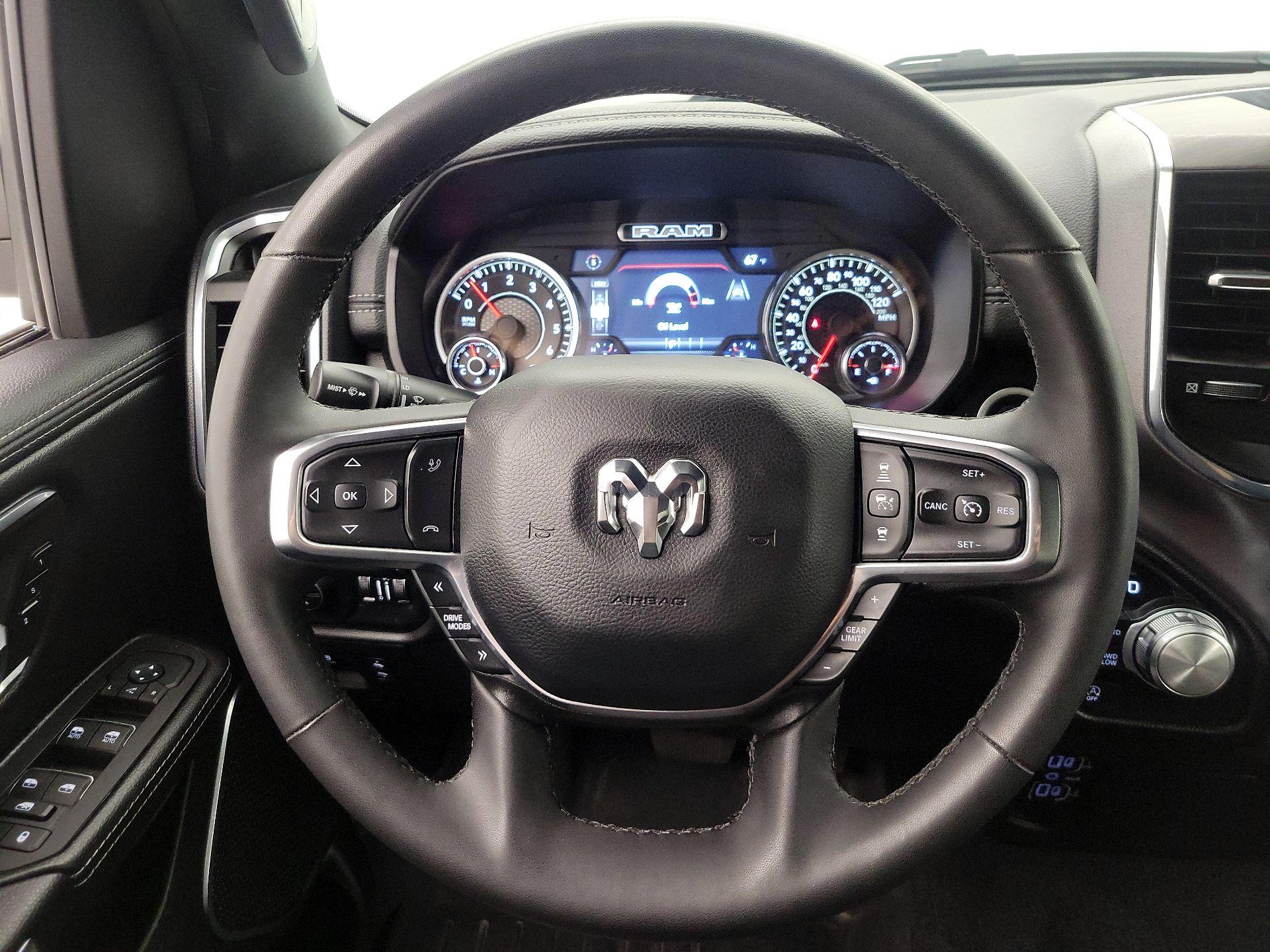 Thumbnail: 2025 RAM 1500 - 10
