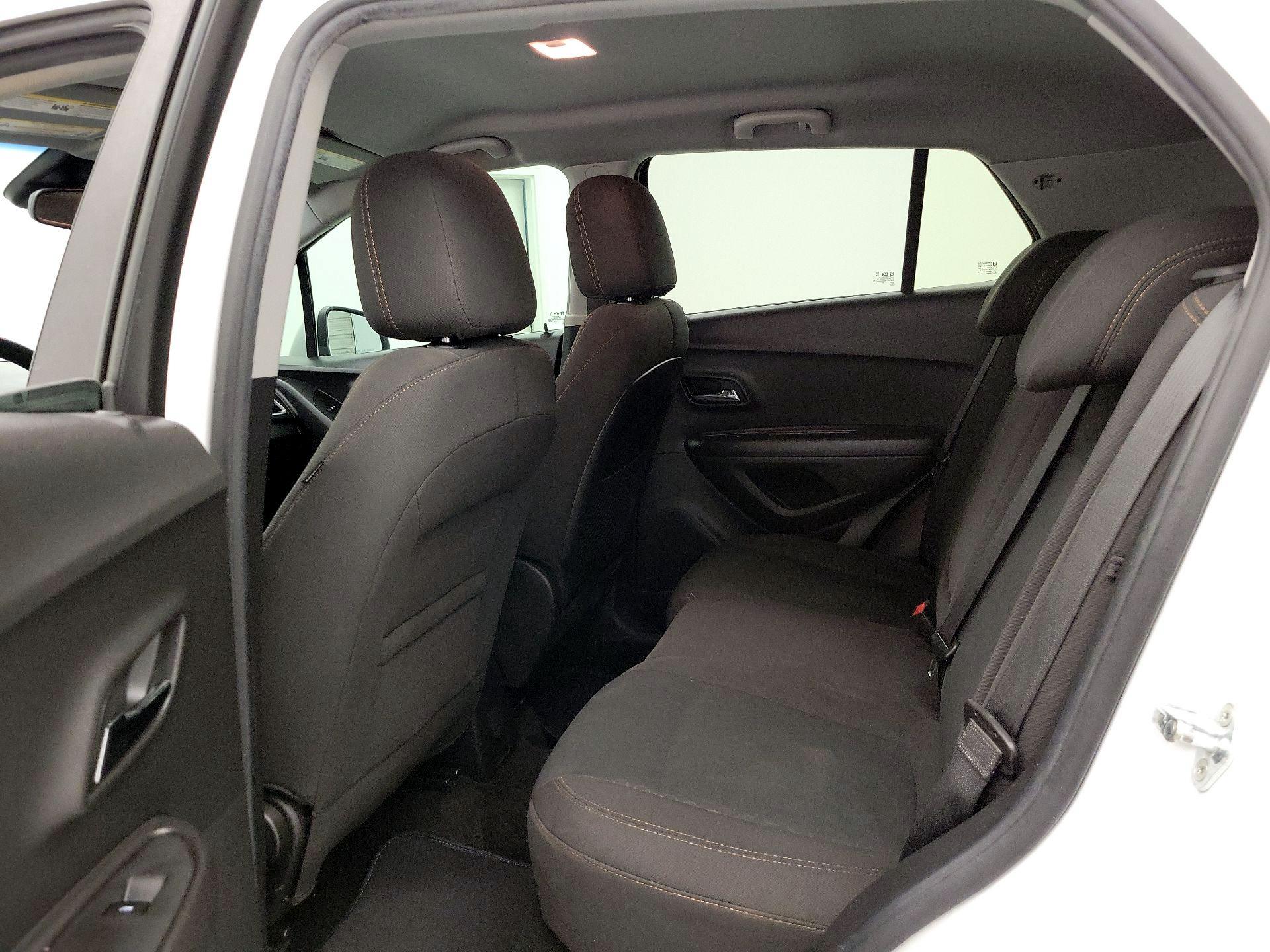 Thumbnail: 2021 Chevrolet Trax - 19
