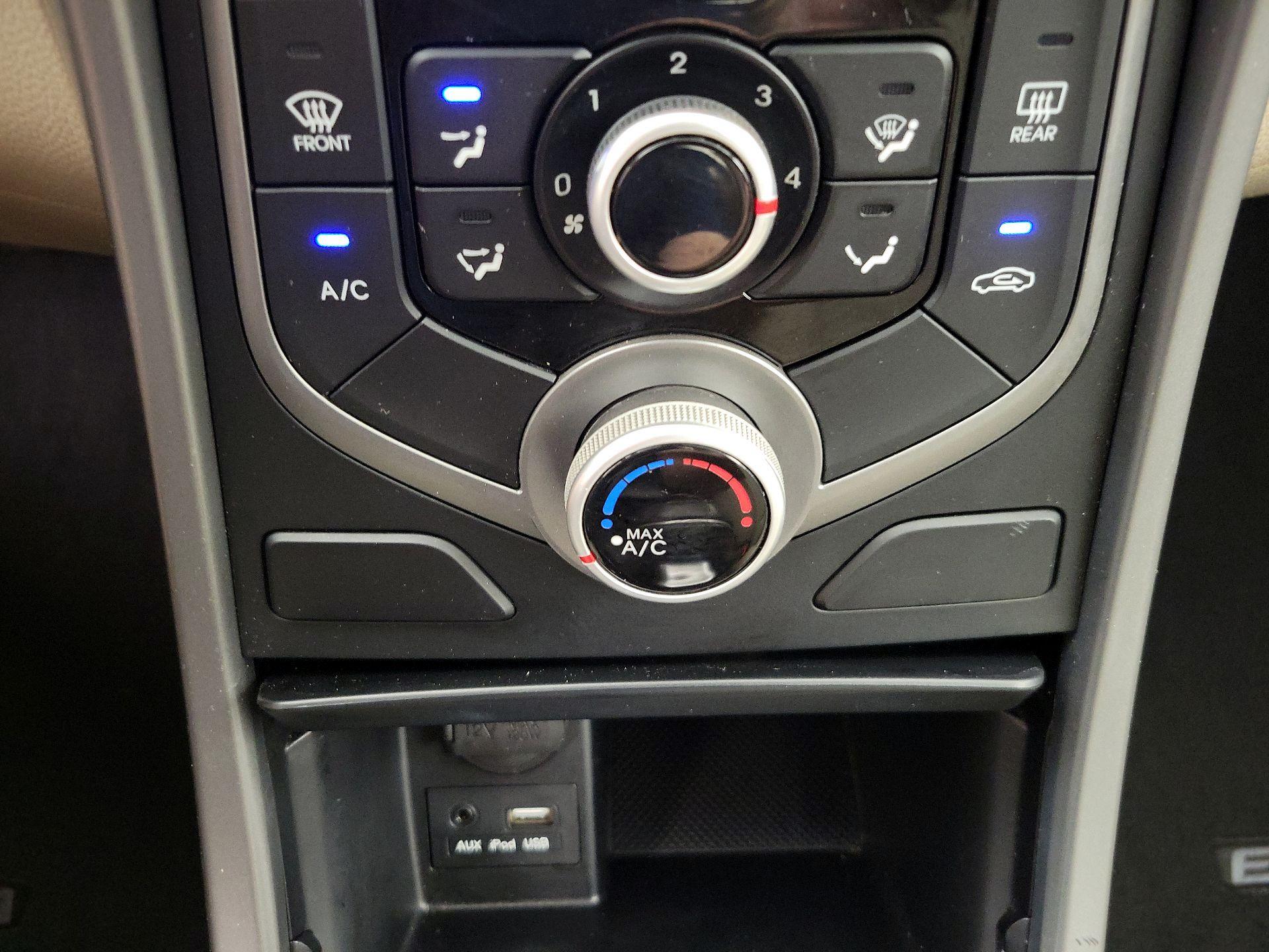 Thumbnail: 2016 Hyundai Elantra - 16